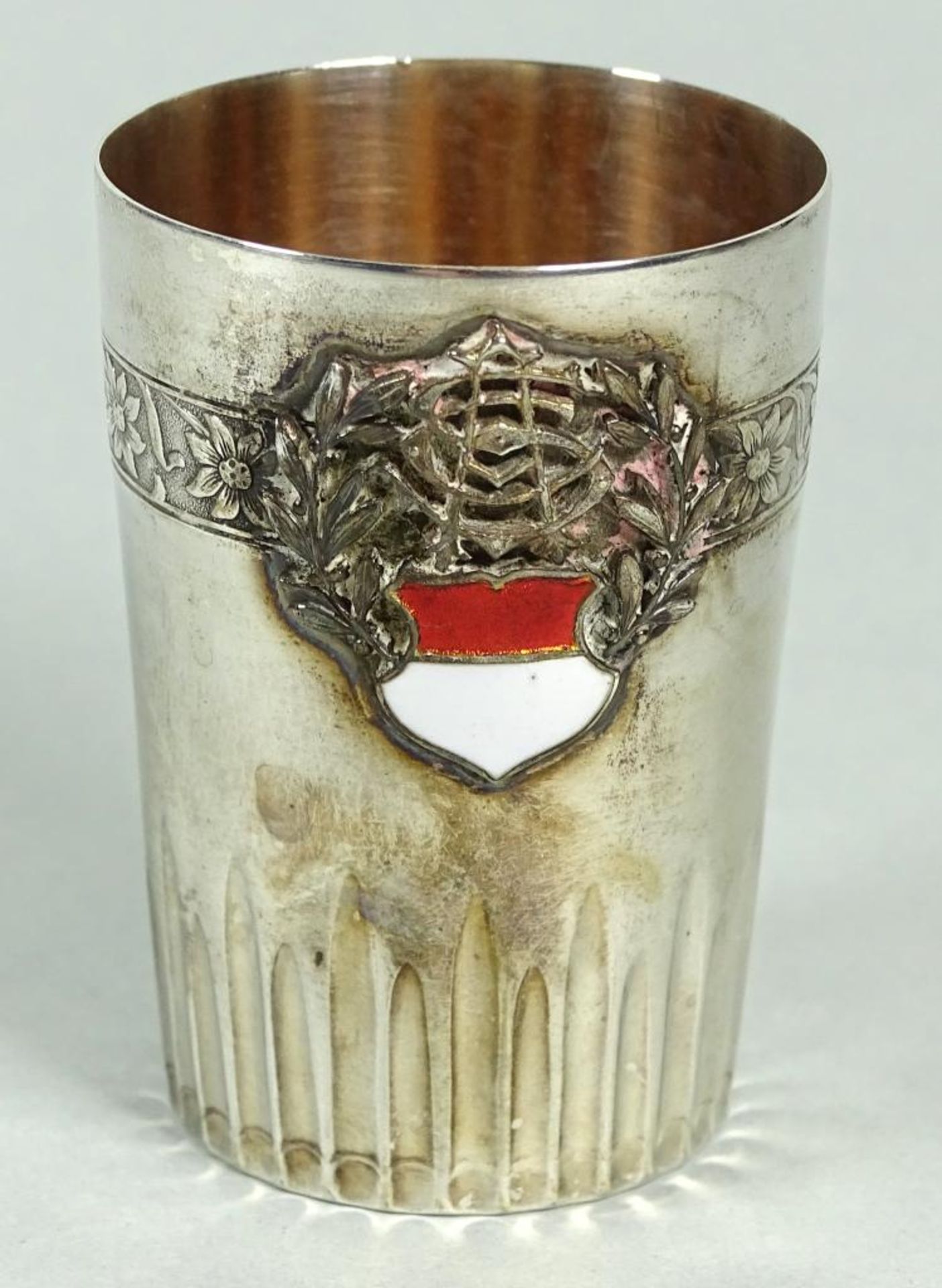 Einzelner Vodkabecher,mit Wappen, 800er Silber,emailliert,H-5,0cm, 26,4gr.