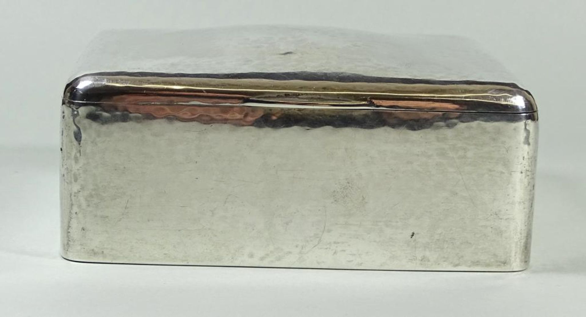 Zigaretten Dose von Evald Nielsen Dänemark,1927,330gr.,Hammerschlagdekor,H-4,5cm,11,5x9,2cm,1x Delle - Bild 2 aus 8
