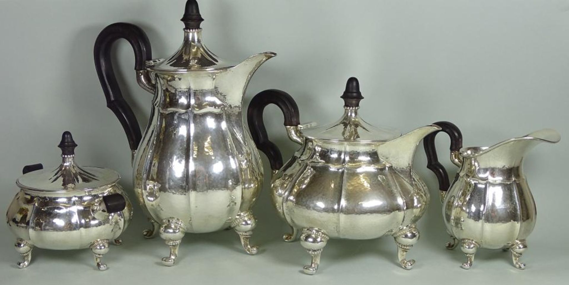 4 tlg.Kaffeekern,830er Silber, zus. 1776gr.,Kannen H- 17-25cm,Milch+Zucker H-10-15cm