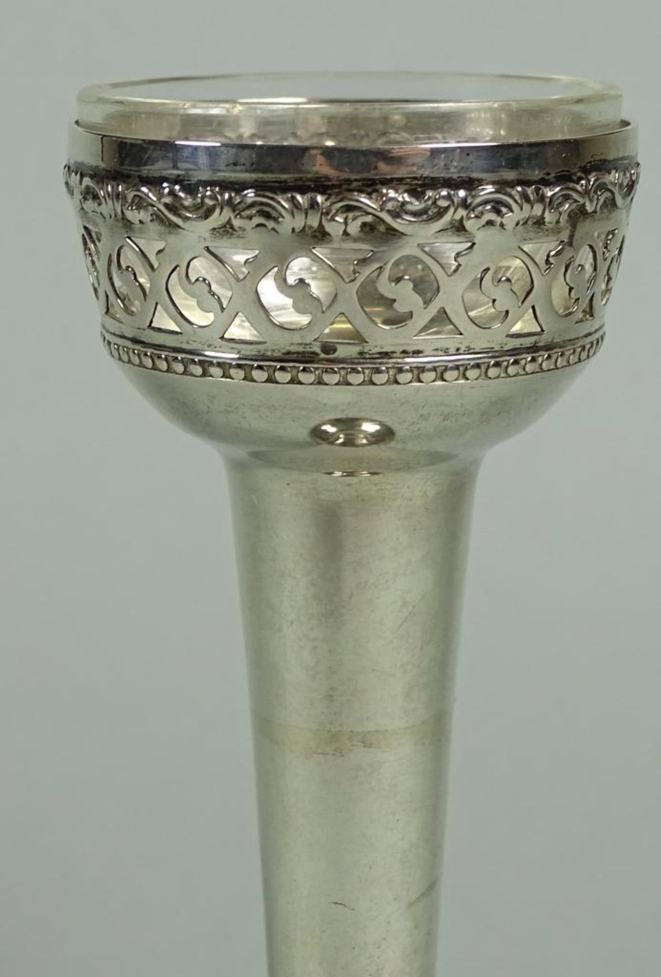 Blumengesteck Vase mit Glaseinsatz, 800er Silber, H-11,5cm,Silber 39gr., - Bild 2 aus 4