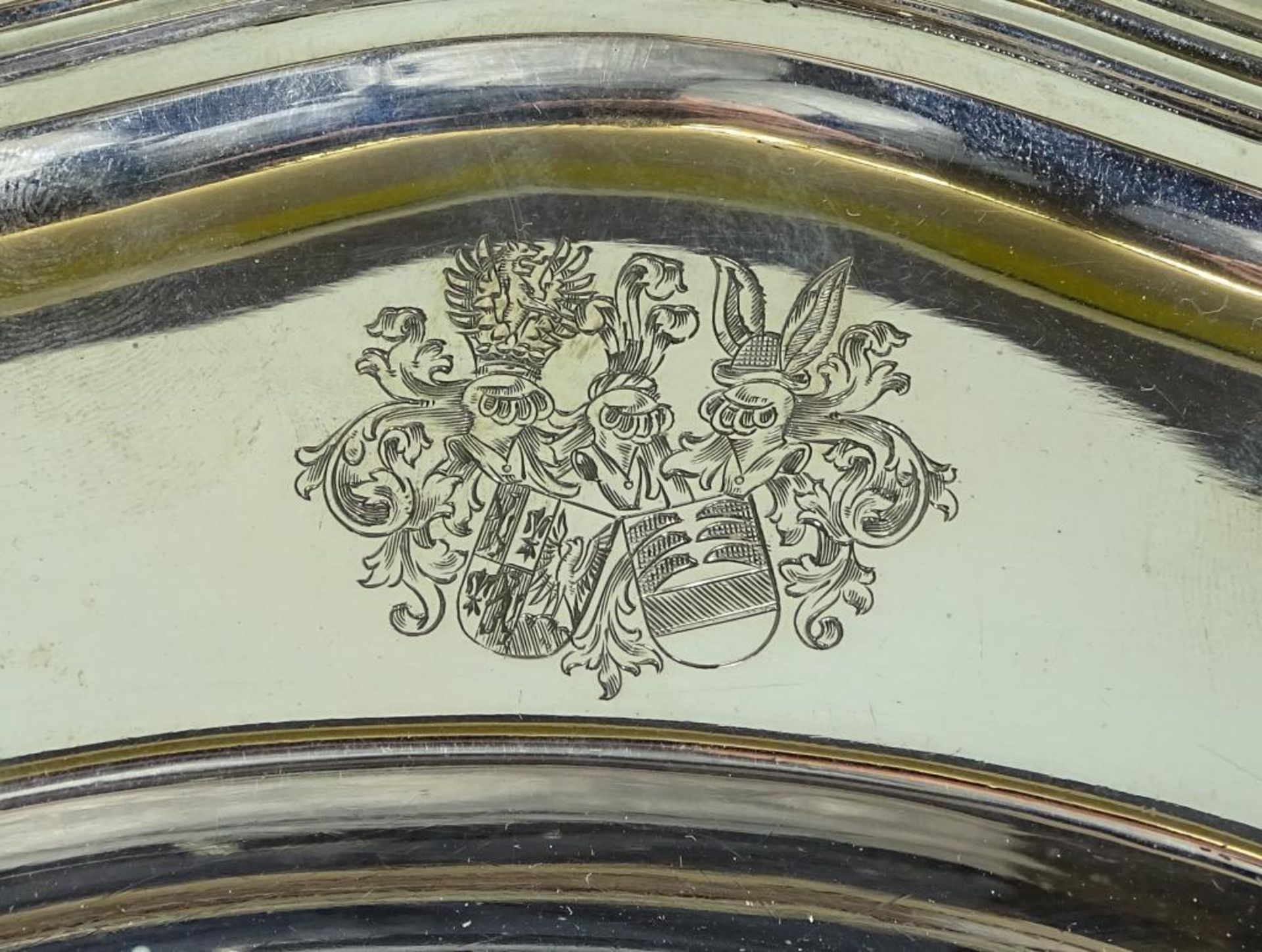 Große runde Platte,800er Silber,Otto Schneider, 930gr.,d-36,5cm,mit Adelswappen,guter Zustan - Bild 4 aus 5