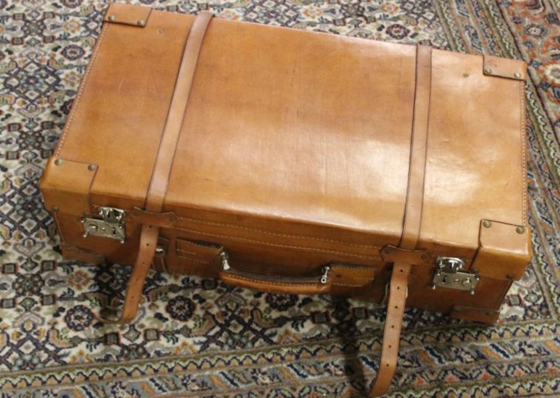 Leder-Koffer, älter, leichte Gebrauchsspuren, ca. H-21cm B-70cm