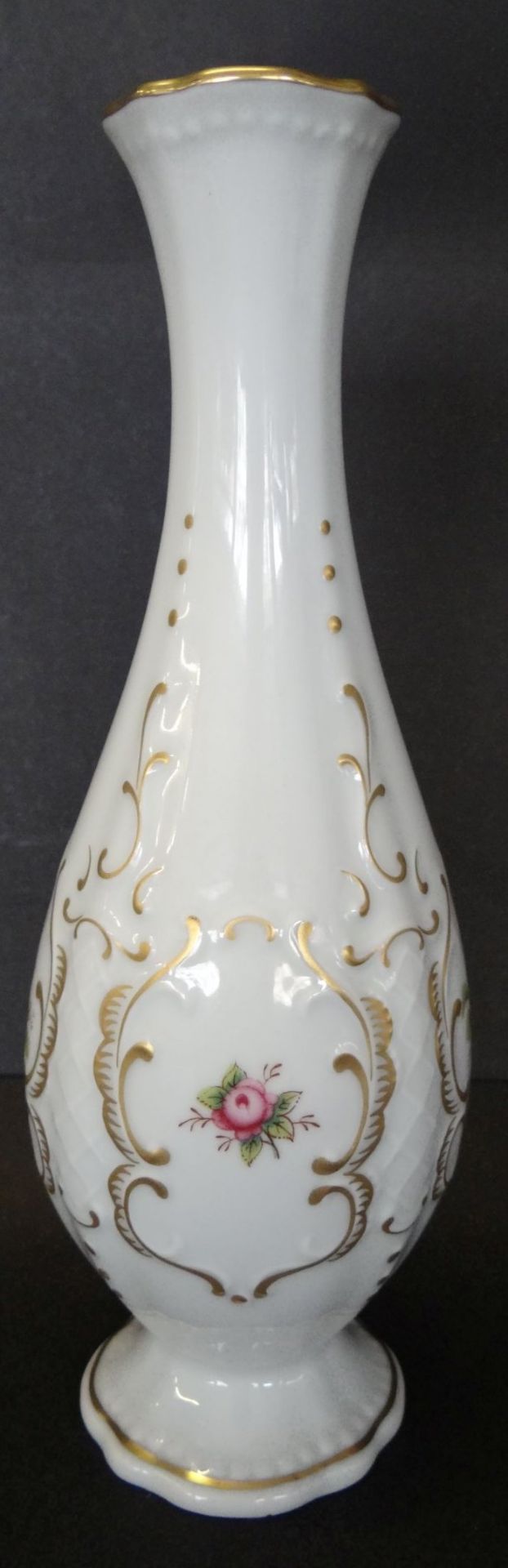 Vase "Seltmann-Weiden", Rosendekor mit Gold, H-22 cm