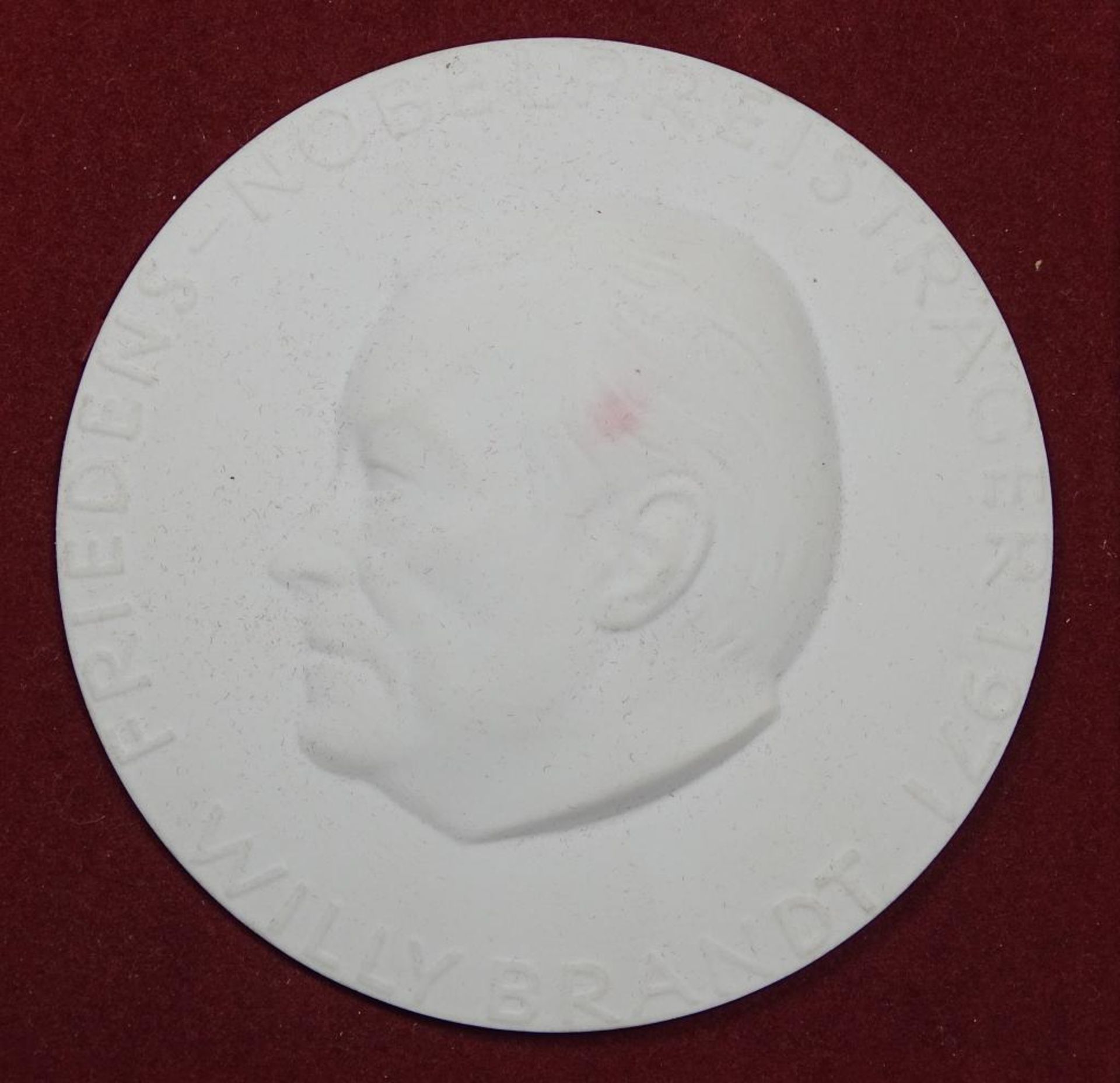 Runde Plakette,KMPM,Willy Brandt,Friedens-Nobelpreis-Träger,d-8cm,in Schachte - Bild 2 aus 5