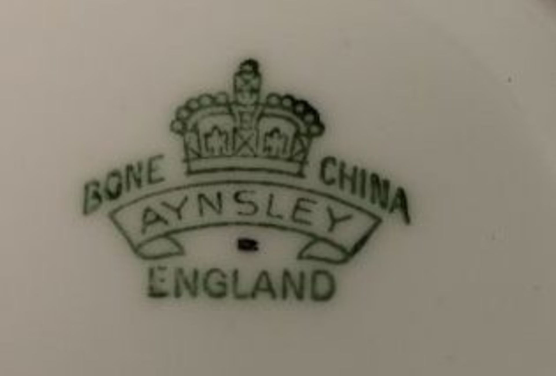 Moccatasse mit U.T., Aynsley, England, grün, Tasse H-5,3cm. - Bild 3 aus 3