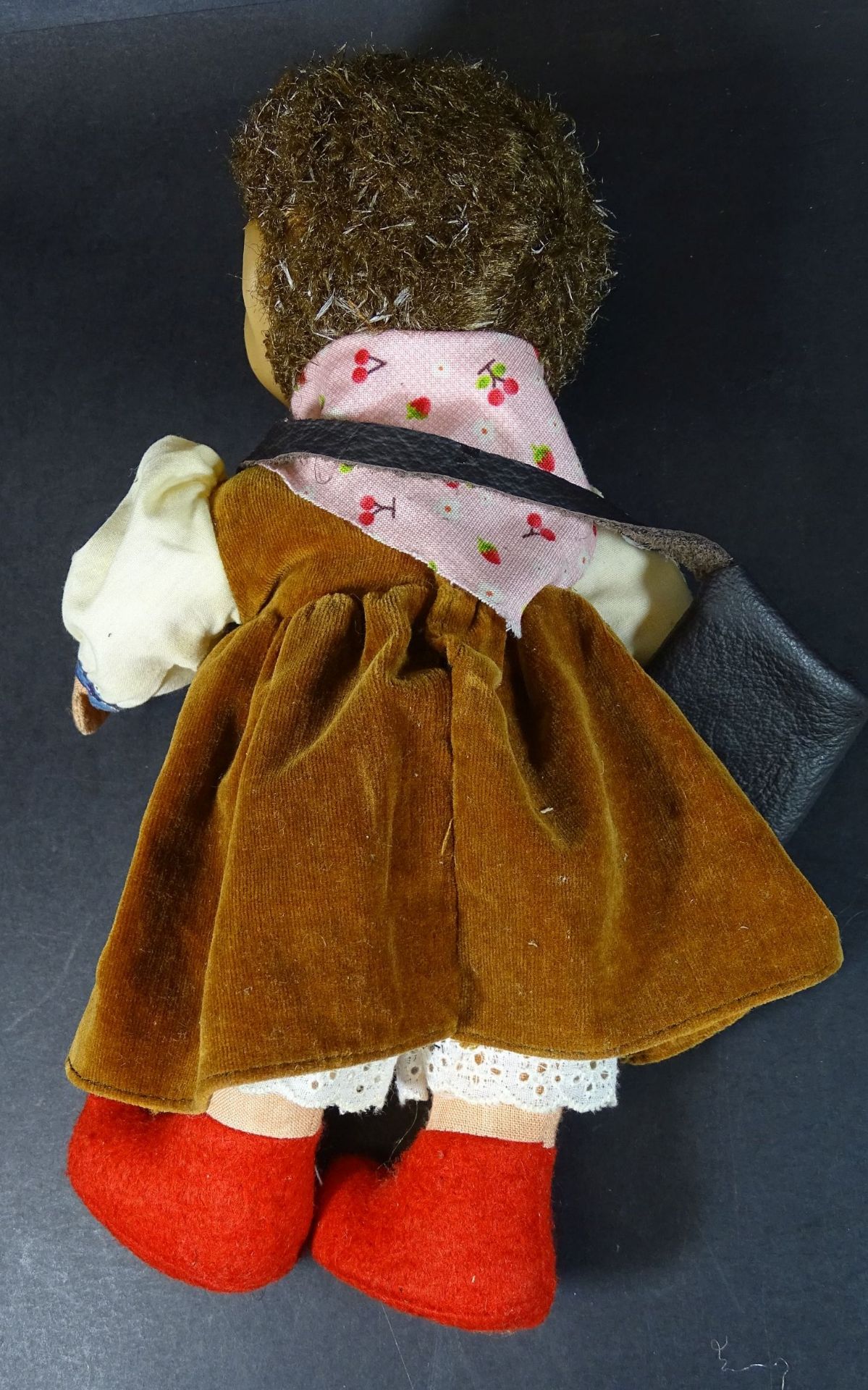 Mecky-Mädchen, Stoffkörper, Vinyl-Kopf, mit Tasche, H-26 - Bild 2 aus 2
