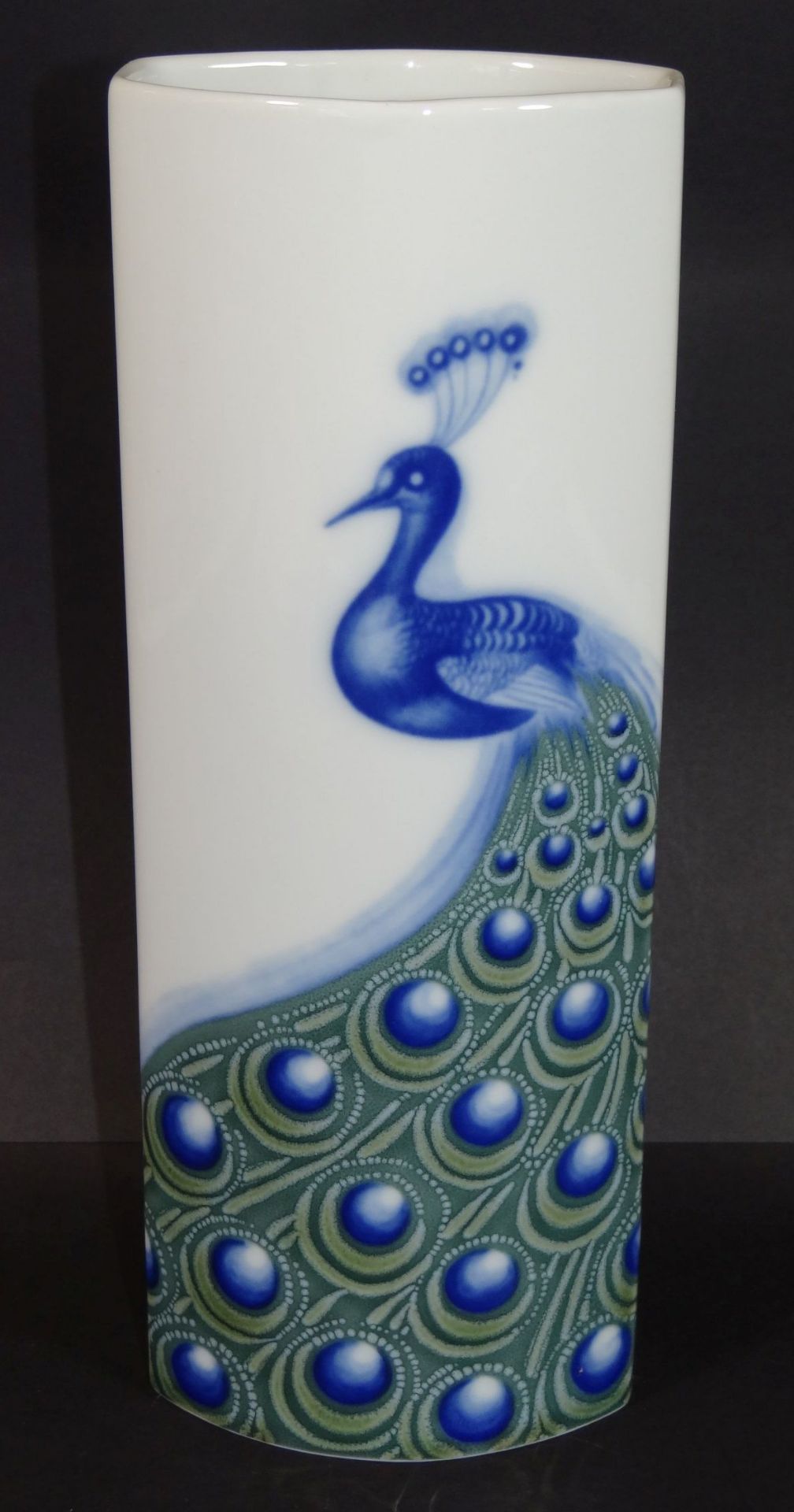 ovoide Vase "Fürstenberg" mit Pfau, H-26 c