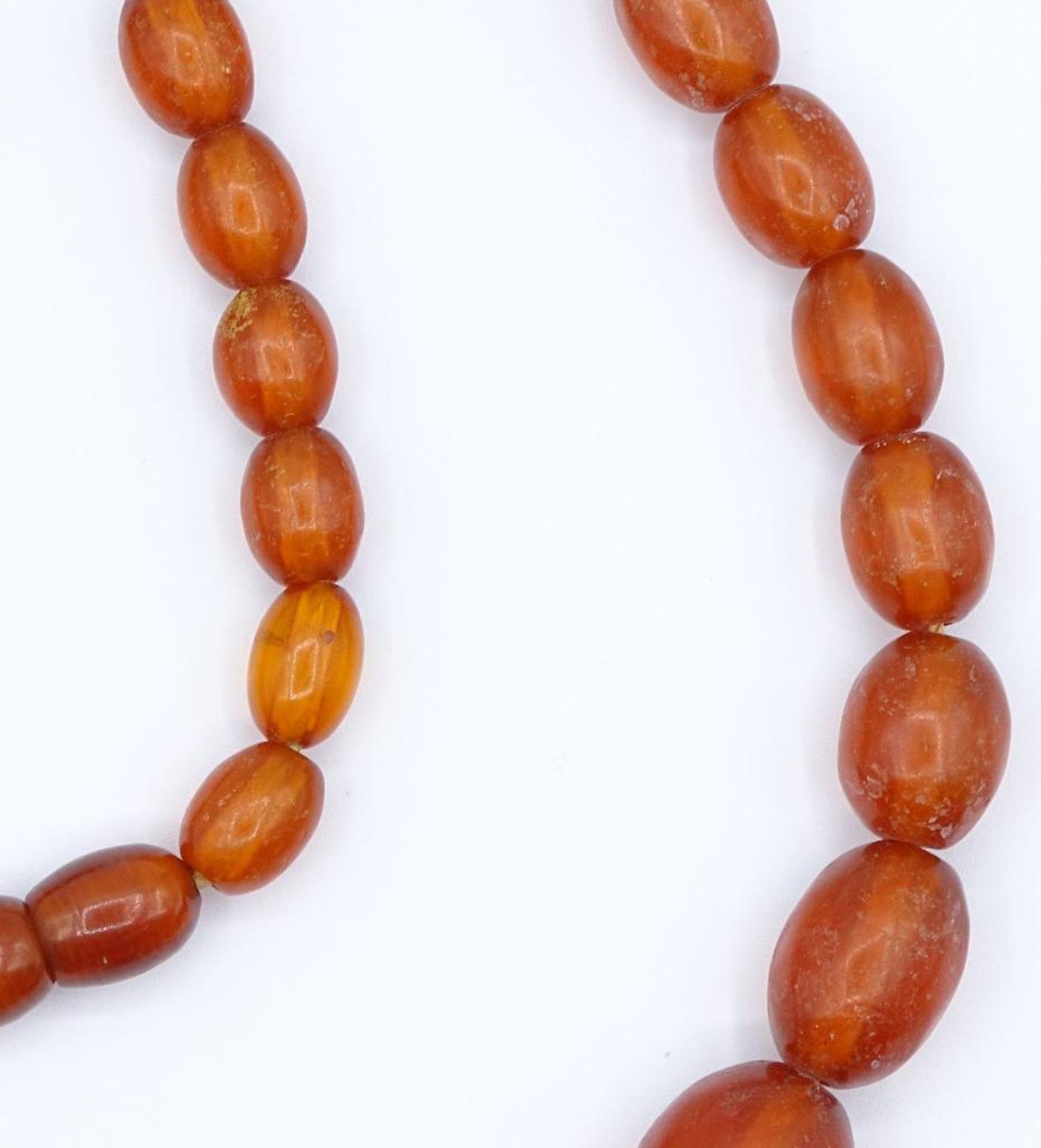 Olivenförmige Bernstein Halskette ,L- 48cm, 30,3gr - Bild 4 aus 4