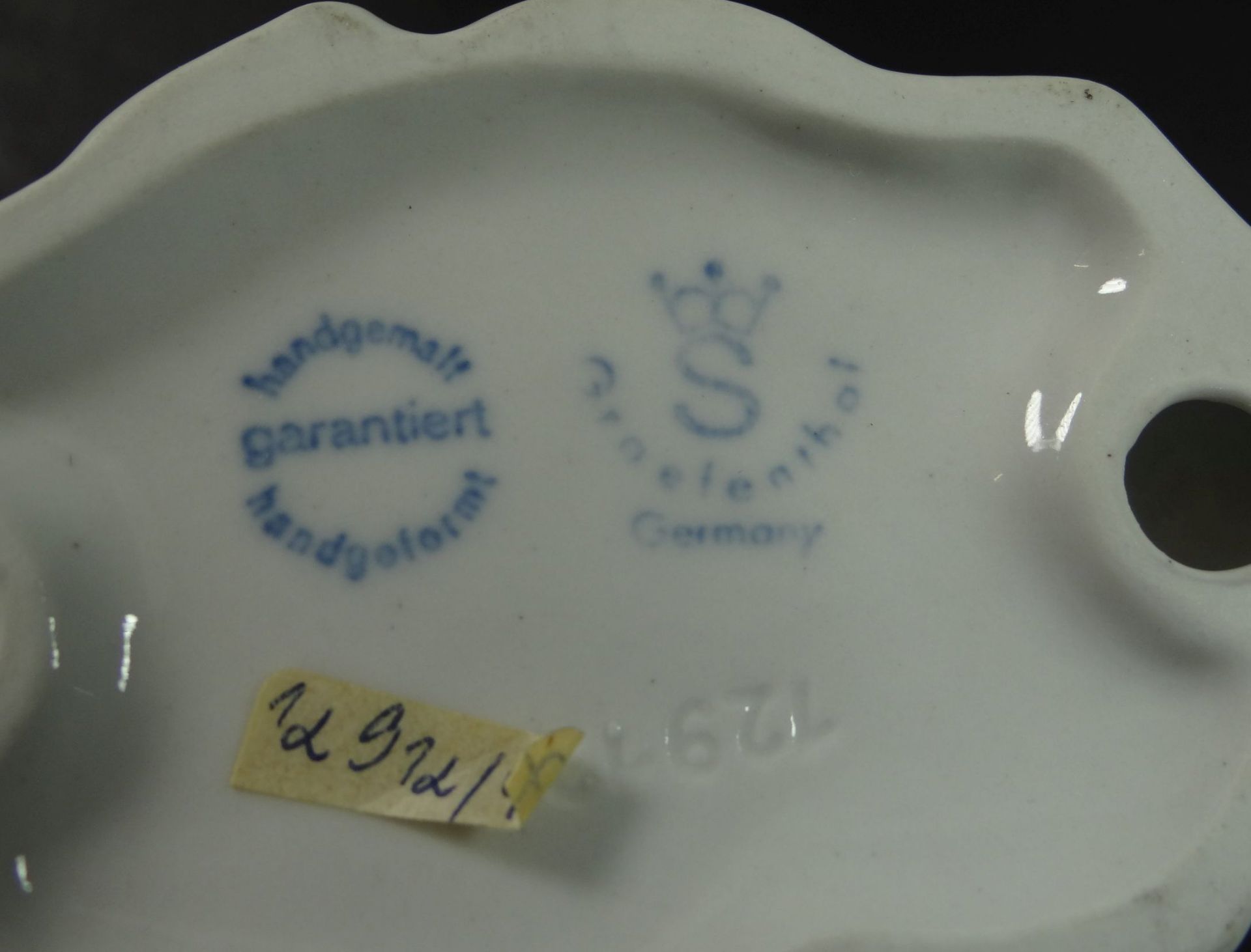 kl. Eisbär "Gräfenthal", H-6 cm, L.-10 cm, wei - Bild 5 aus 5