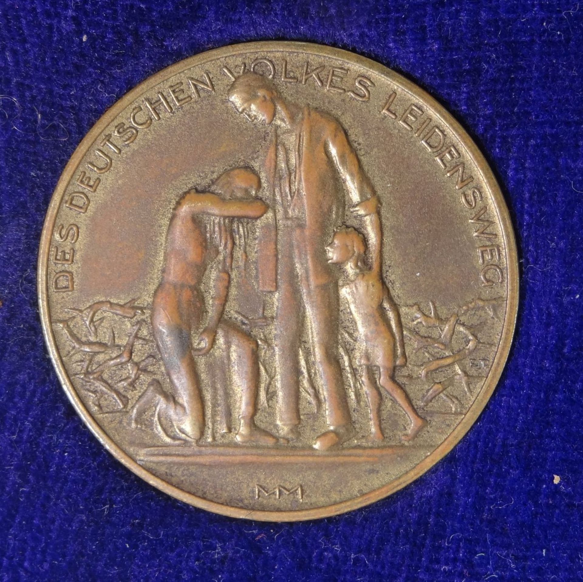 3x Medaillen "Des deutschen Volkes Leidensweg" Inflation 1923, in beschädigter Schachte - Bild 2 aus 7
