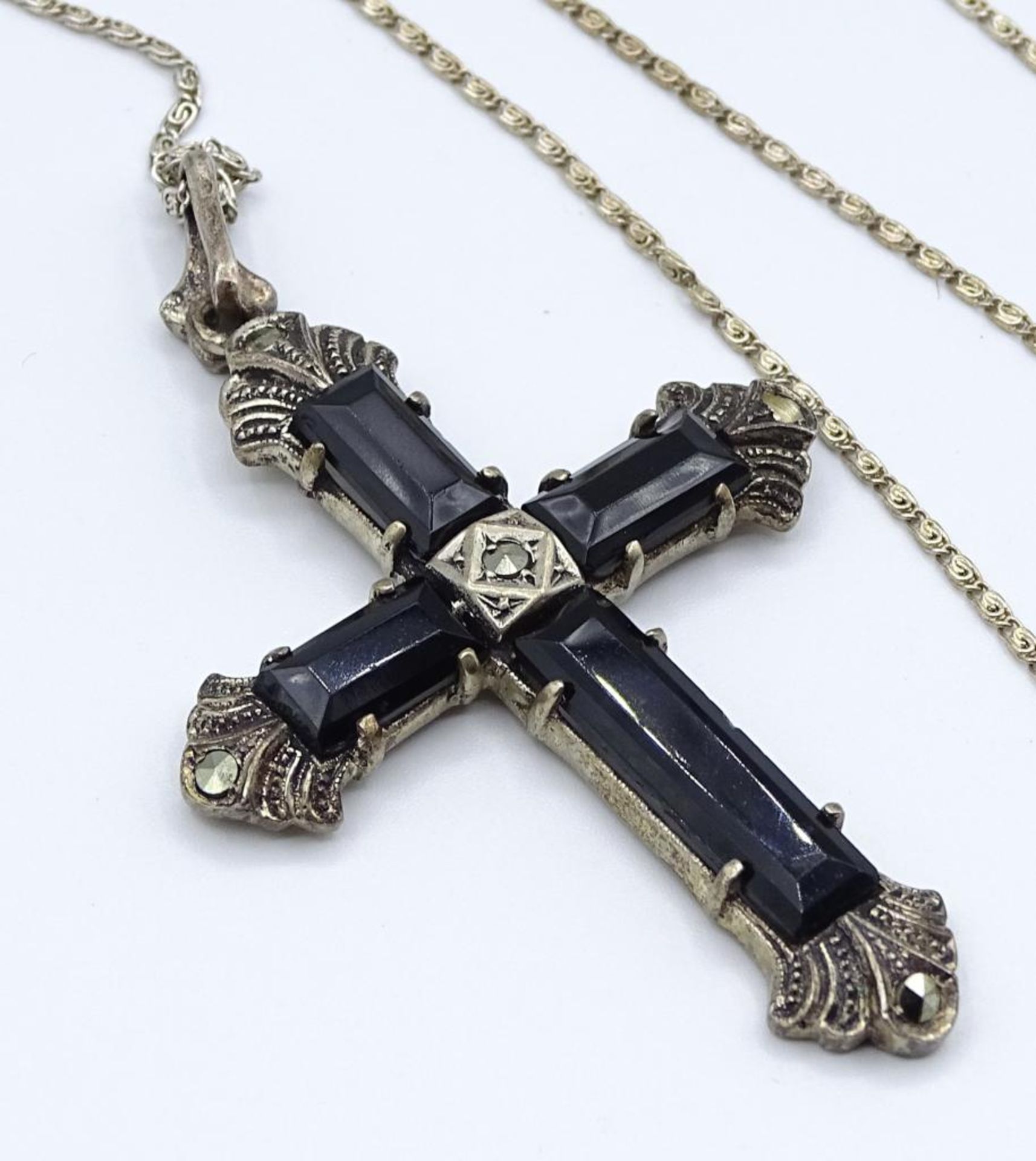 Alter Kreuz Anhänger mit Markasiten und Halskette,schwarze Steine,835er Silber, 10,4gr.Kreuz 51x35m - Bild 2 aus 3