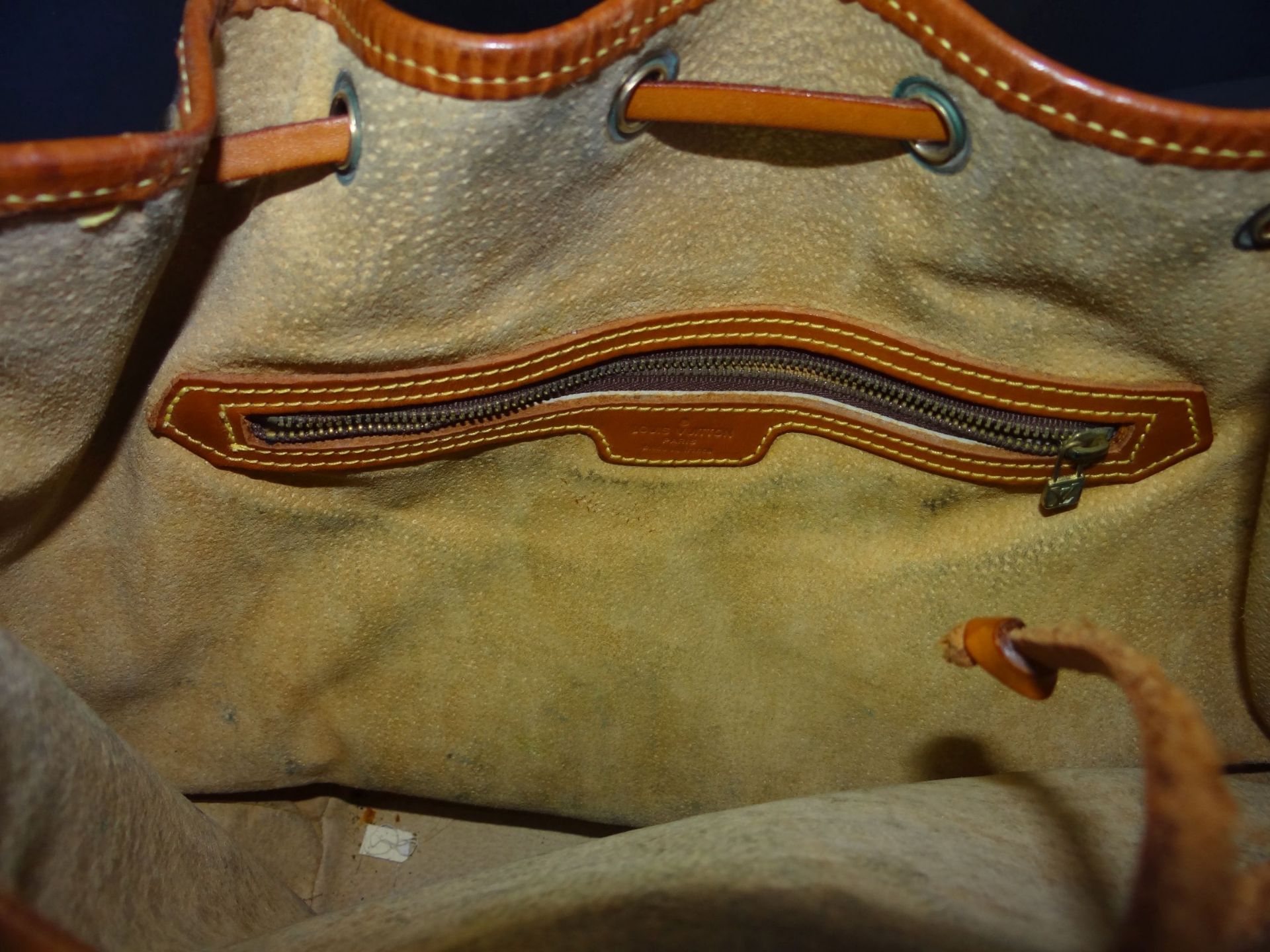 Louis Vitton Tasche, Gebrauchsspuren, ca. 34x34 cm - Bild 3 aus 7