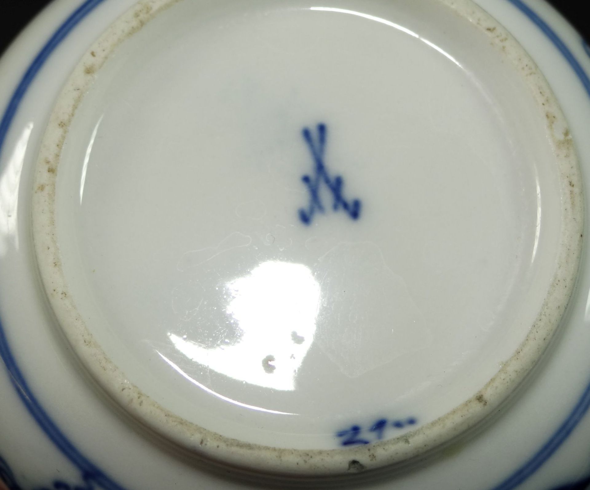 Kandisschale "Meissen" Zwiebelmuster, Mitte 19.Jhd., Alters-u. Gebrauchsspuren, 1.Wahl, H-4,5 cm, - Bild 5 aus 5