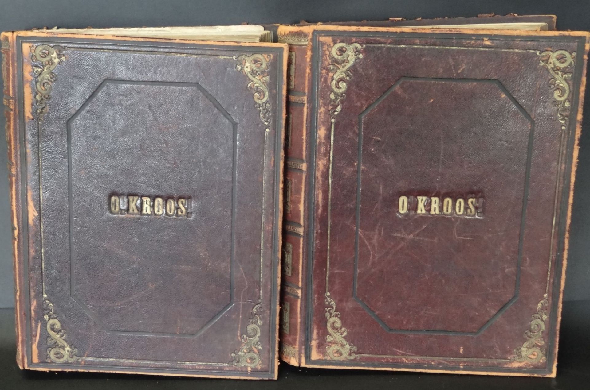 2x grosse Bücher voller Sammelbildchen um 1870, wohl Stahlstiche, ca. 850 Stück, eingeklebt und