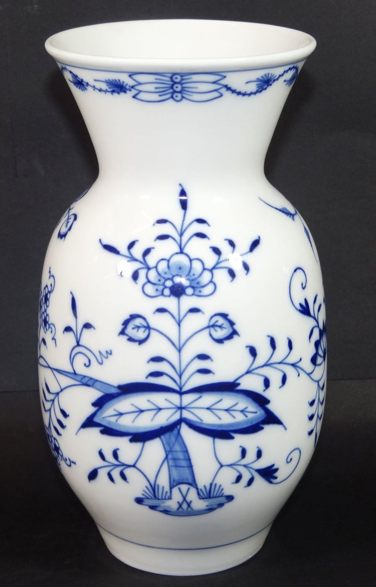 Vase "Meissen" Zwiebelmuster, 1.Wahl, H-18 cm