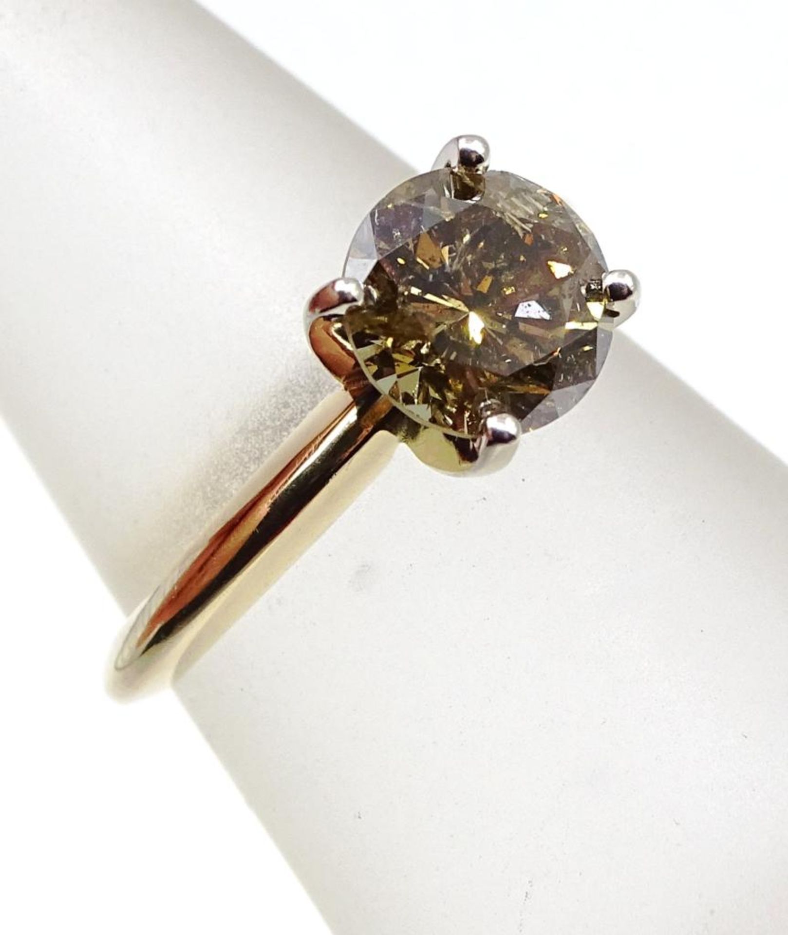 Brillant-Solitär-Ring, 585er GG ,Champagnerfarbiger Brillant ca. 1,5ct., seitl.ein Abplatzer,sowie - Bild 6 aus 9