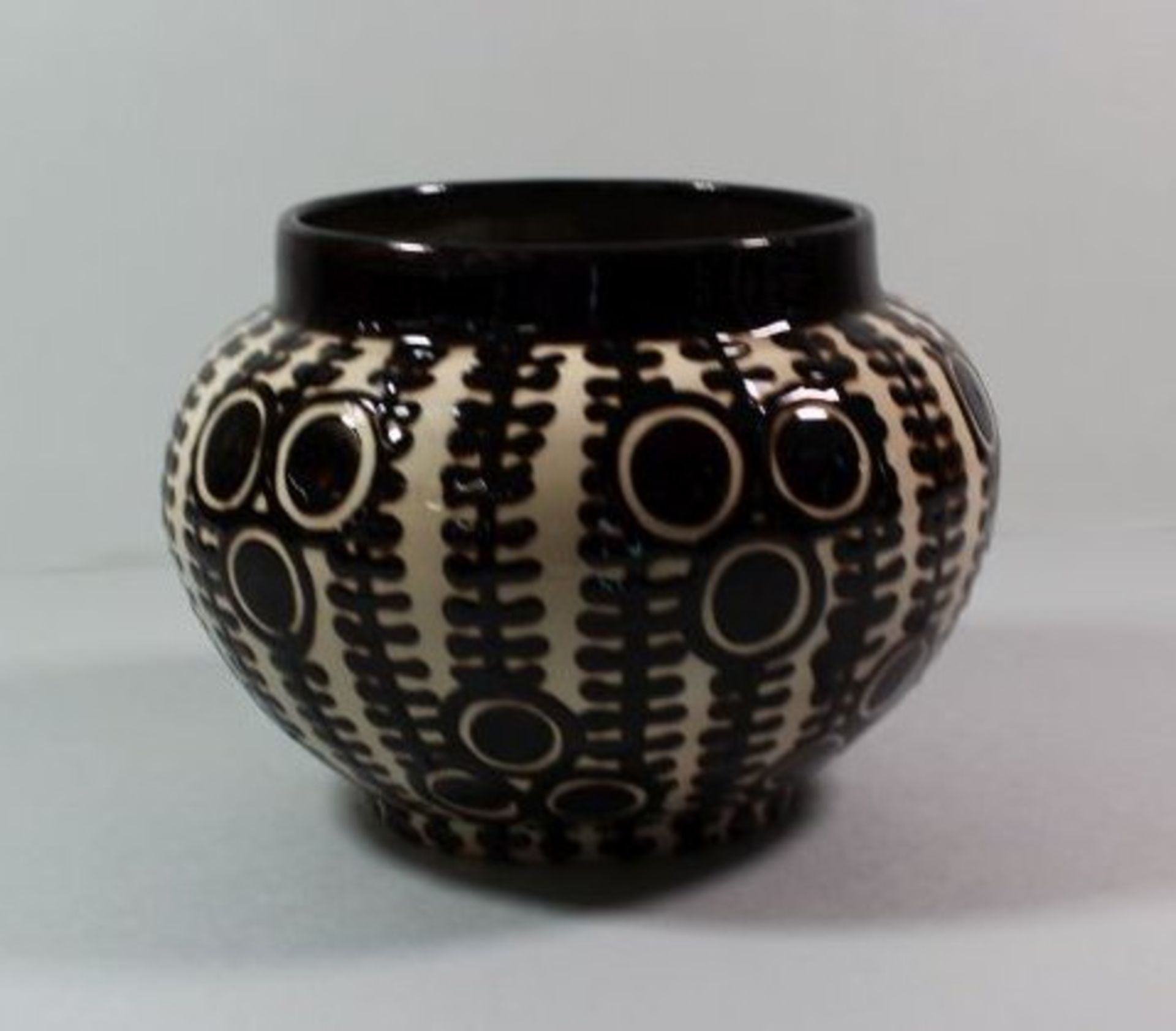 Art-Déco Vase, gemarkt "I.L.M.", H-12,5cm