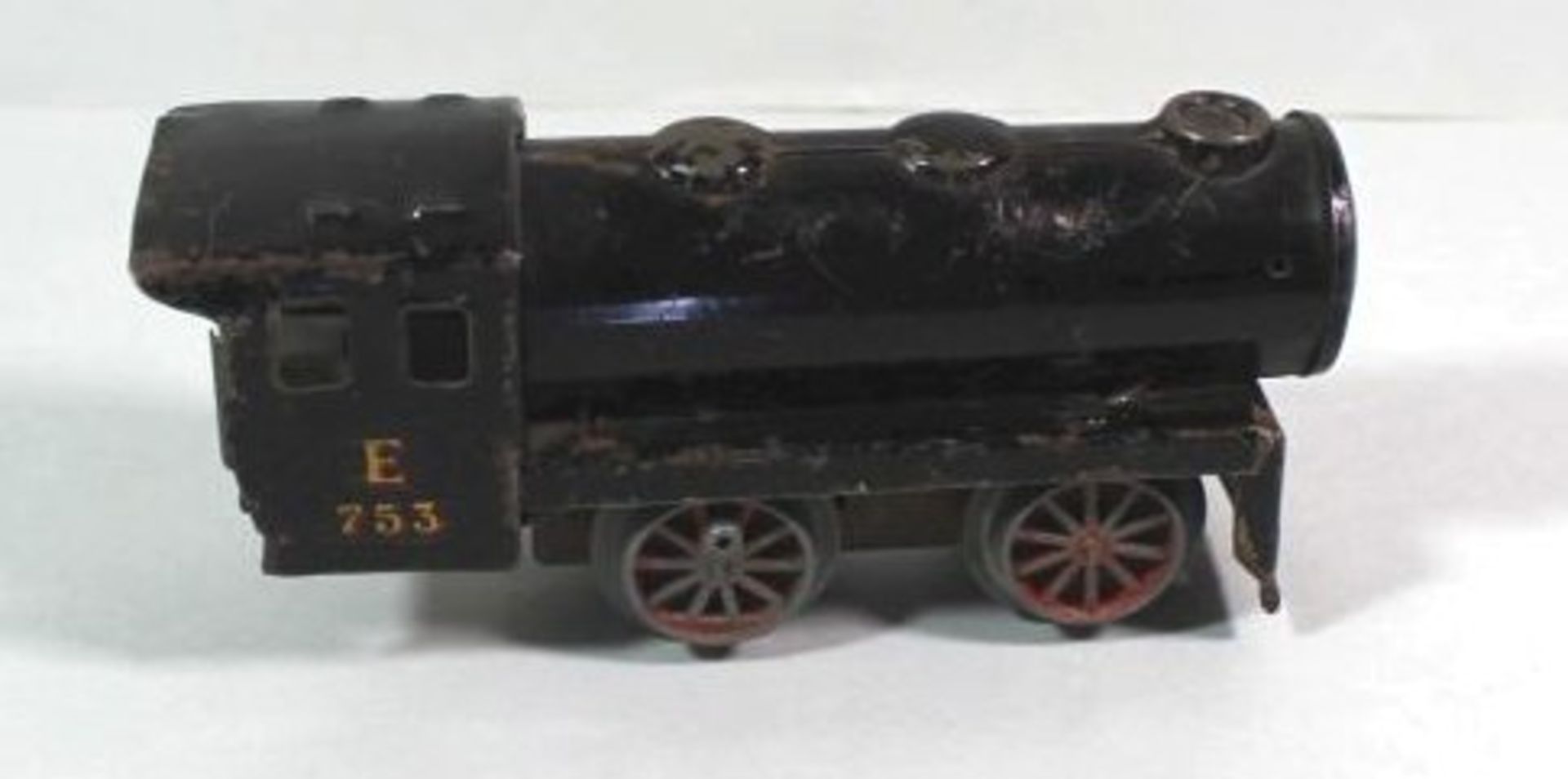 Uhrwerk-Lokomotive, Spur 0, älter, Werk läuft, Alters-u. Gebrauchsspuren, H-7cm L-15cm - Bild 2 aus 4
