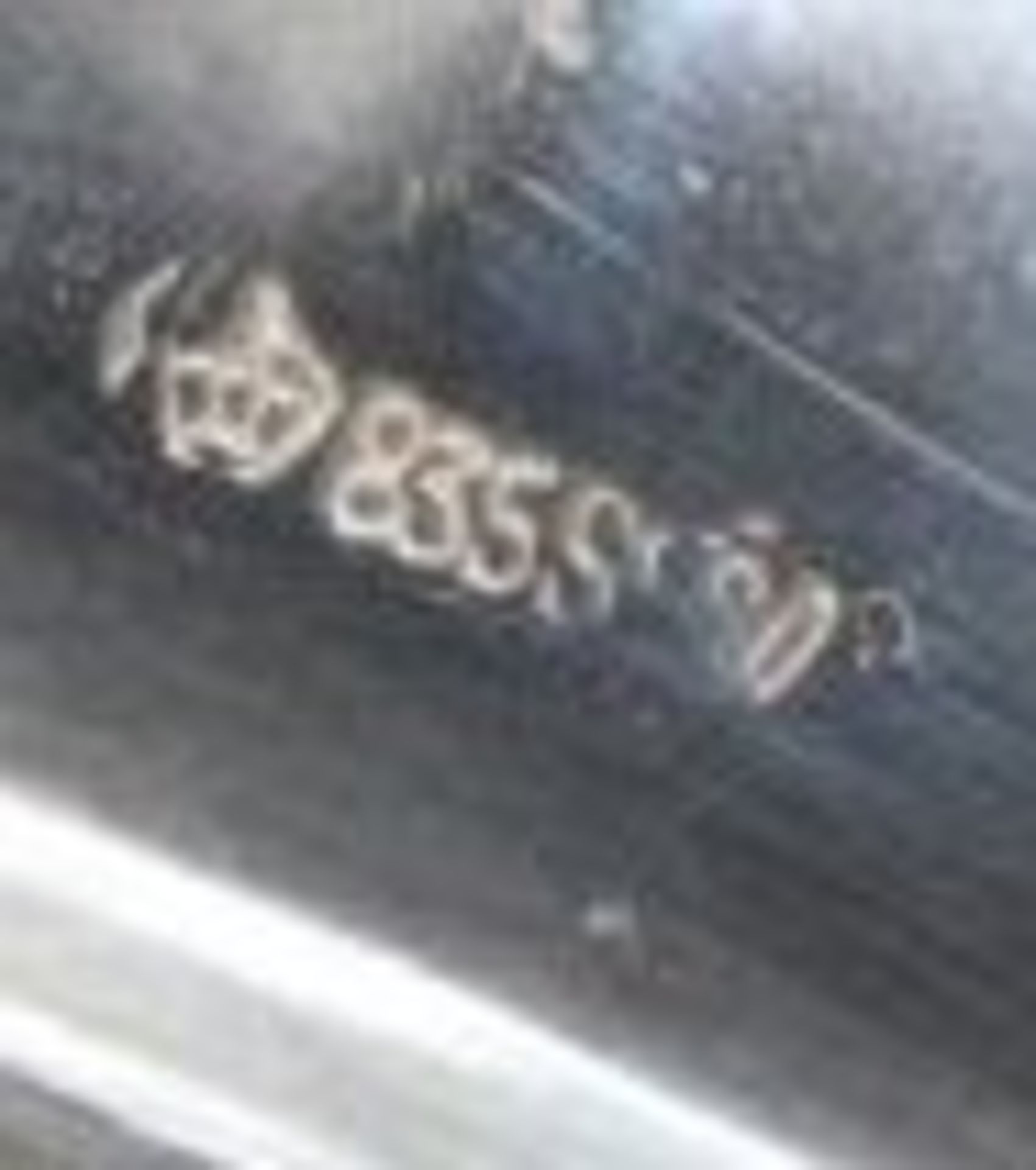 ovales 835er Silberschale, 250,3gr., H-5cm B-31cm T-19,5cm. - Bild 2 aus 2