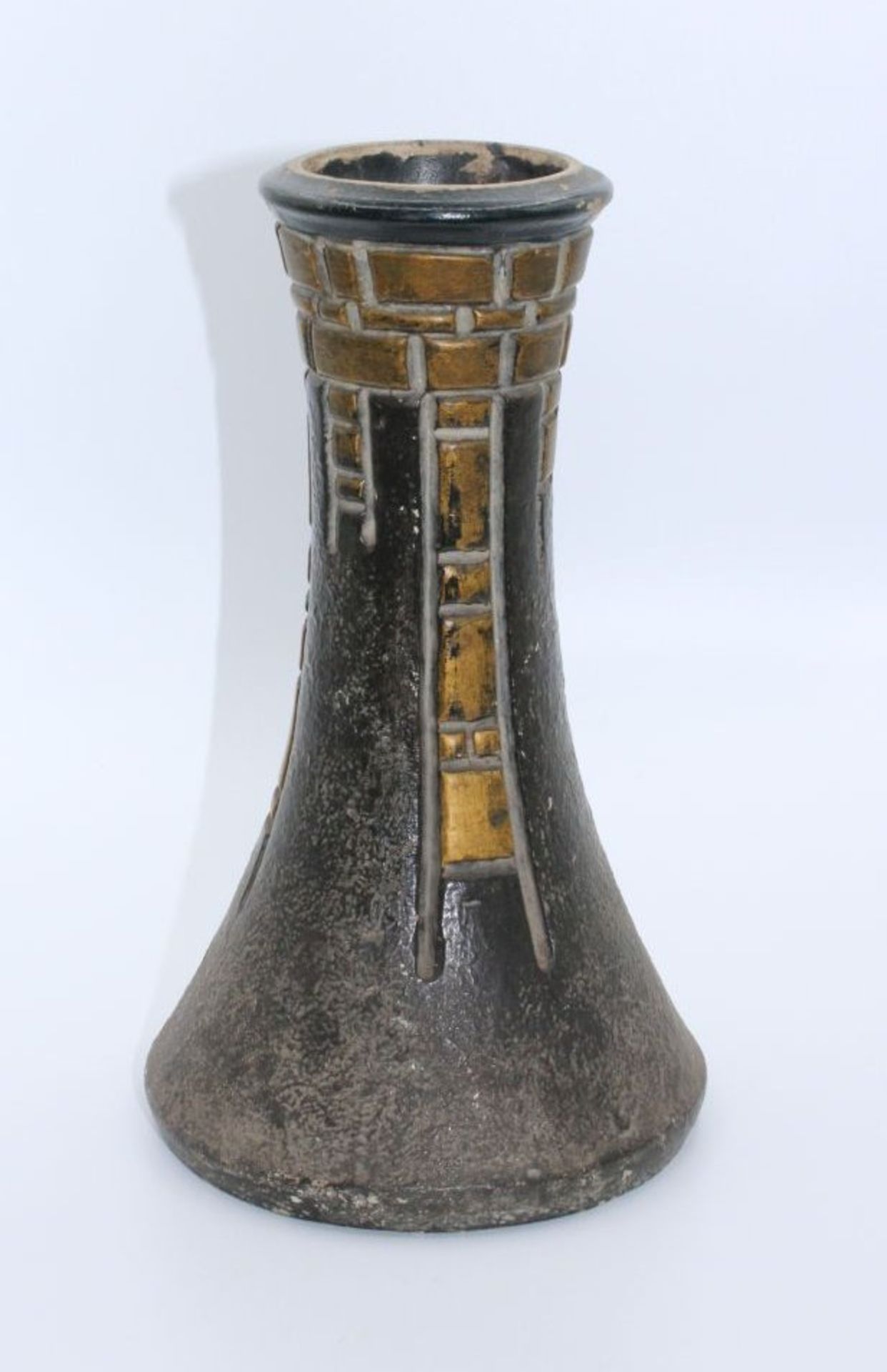 Art-Déco Vase, gemarkt "V.W. 33", Entw. ?, oberer Rand mit Farbabrieb, H-23cm