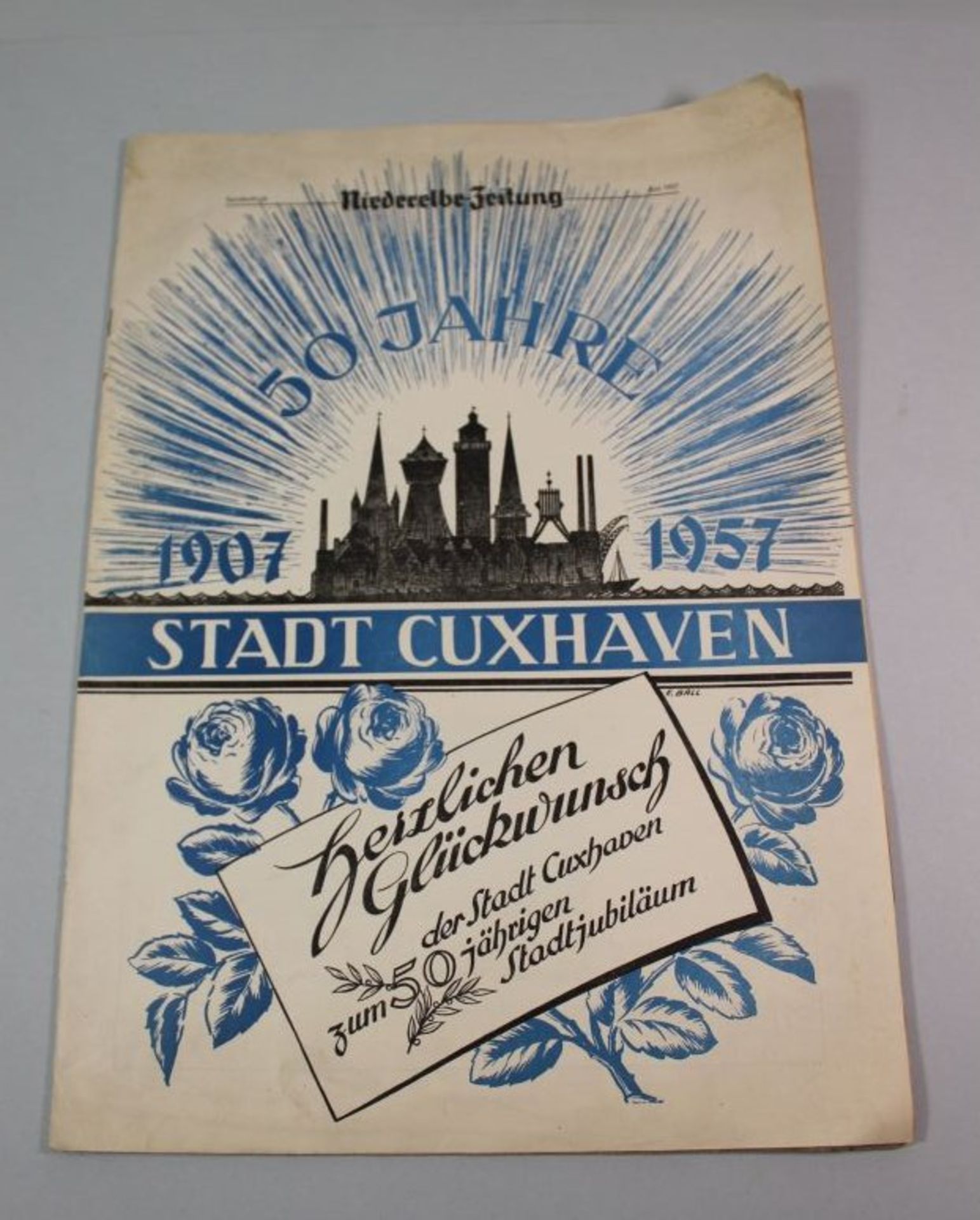 Sonderdruck der Niederelbe Zeitung "50 Jahre Stadt-Cuxhaven", 1957.