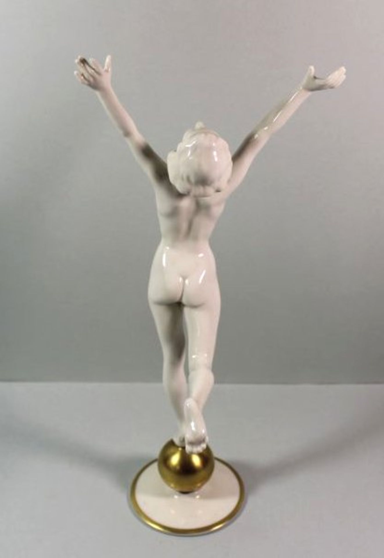 hohe Figur, Sonnenanbeterin, Hutschenreuther Kunstabteilung, Entw. Tutter, H-33cm. - Bild 4 aus 5