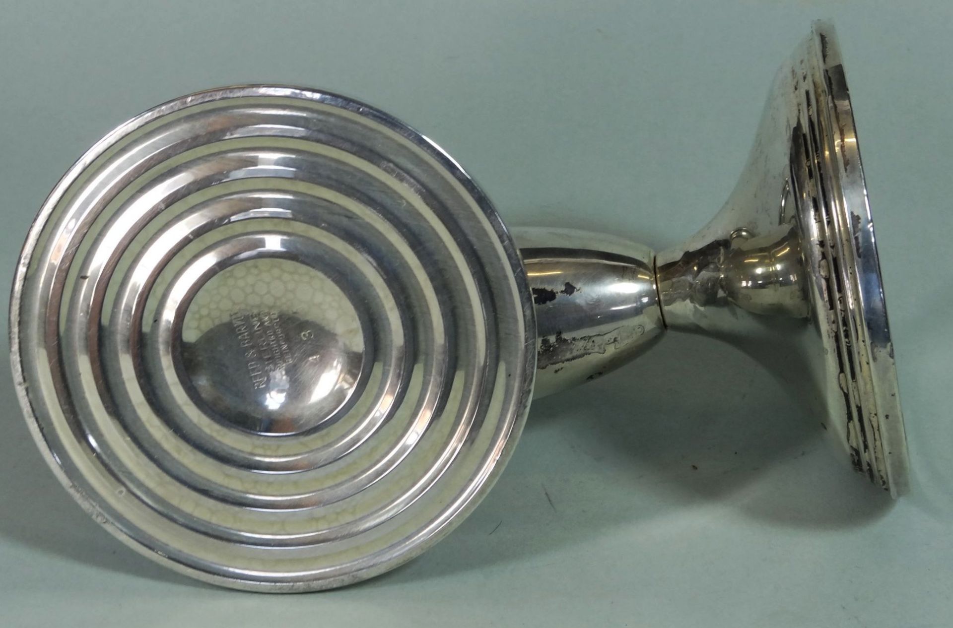 Paar Silber-Leuchter, -925-, England, H-7 cm, Alters-u. Gebrauchsspuren, gefüllter Stan - Bild 3 aus 4