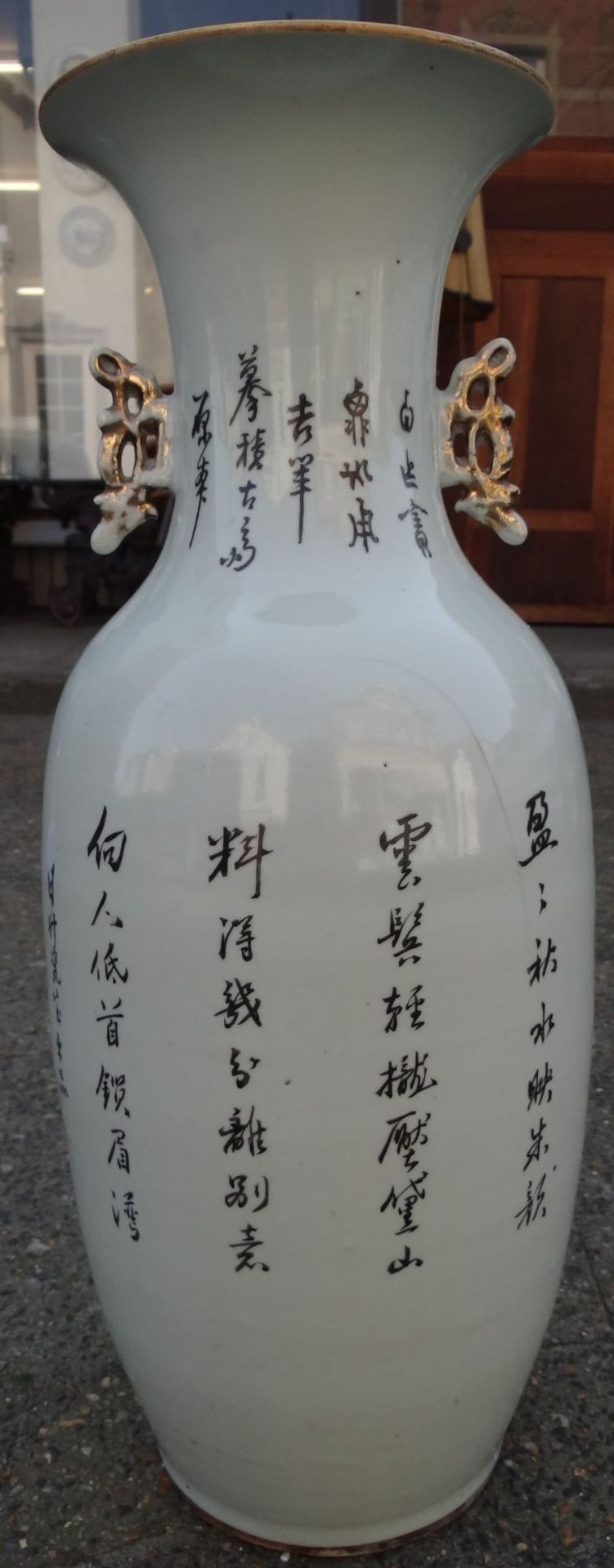 *hohe China-Vase mit figürlicher Malerei, älter, H-59 cm, D-19 cm, ein langer Spannungsri - Bild 6 aus 9