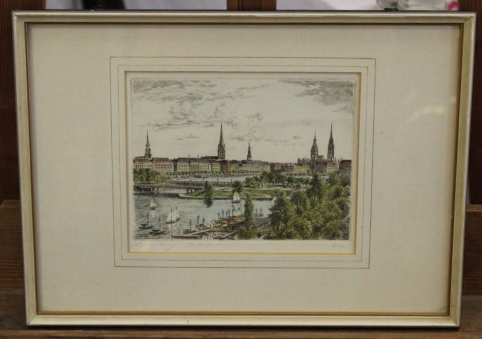 Adler "Hamburg Alster", Farbradierung, ger./Glas, RG 28 x 40cm. - Image 2 of 2