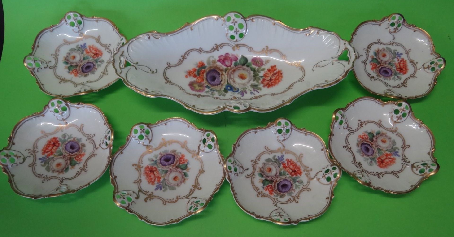 ovale Schale und 6 runde Schälchen "Rosenthal" Form Moliere, Dekor Markgräfin Wilhelmine, 23x12