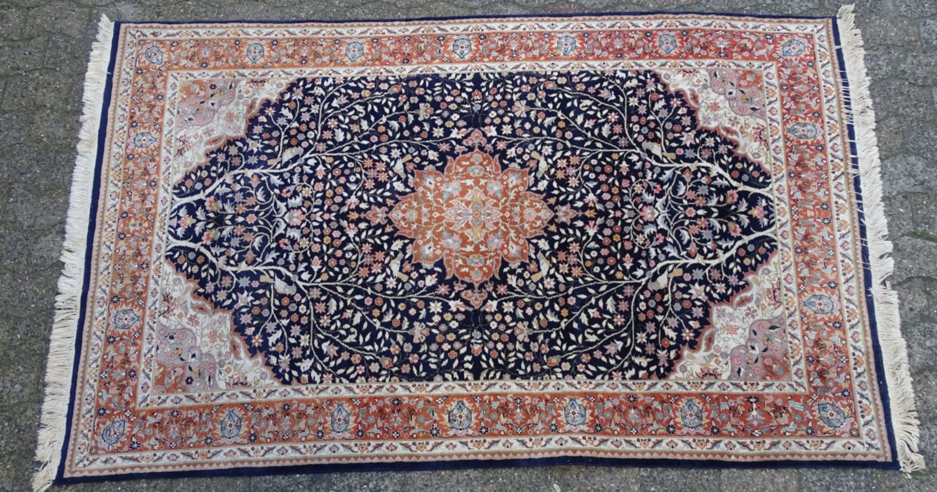 Orient-Teppich, Kaschmir-Seide, 220x138 cm - Bild 3 aus 4