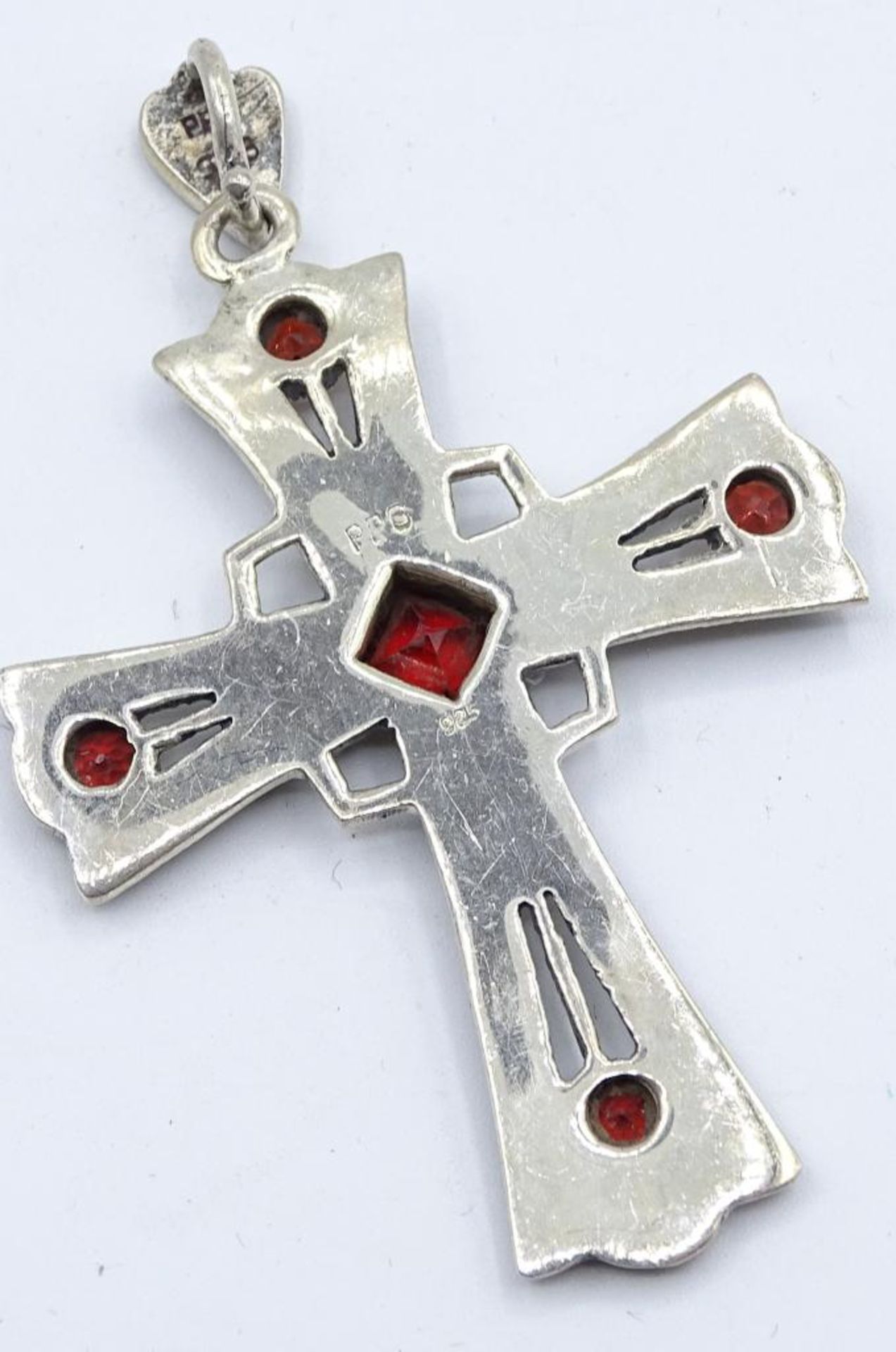 *Kreuz Anhänger mit Granat und Markasiten Besatz,Silber 925/000,10,2gr.,6,0x3,8c - Bild 2 aus 3