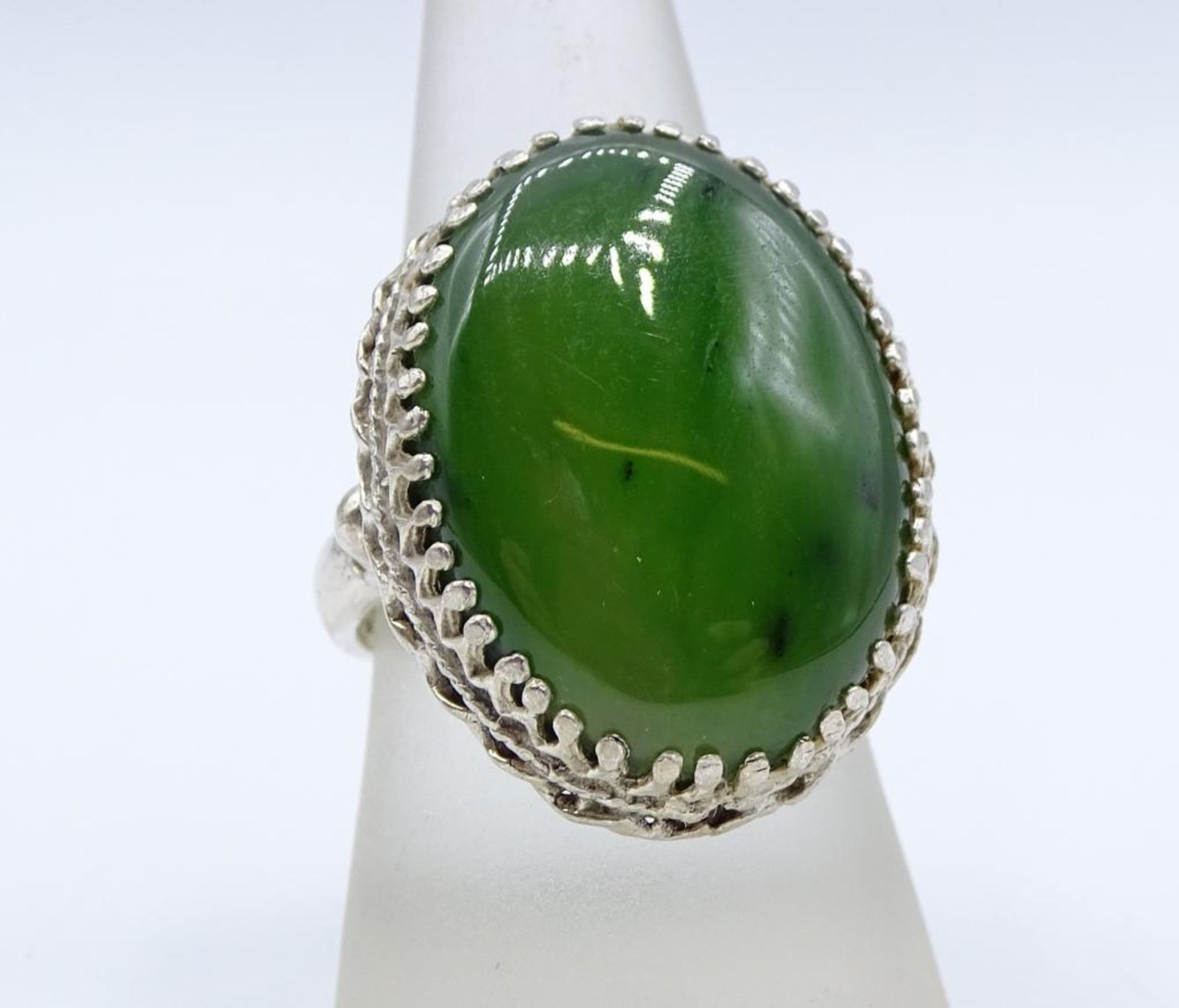 Jade Ring,Sterling Silber 925/000, 10,6gr., offene Ringschiene - Bild 2 aus 4