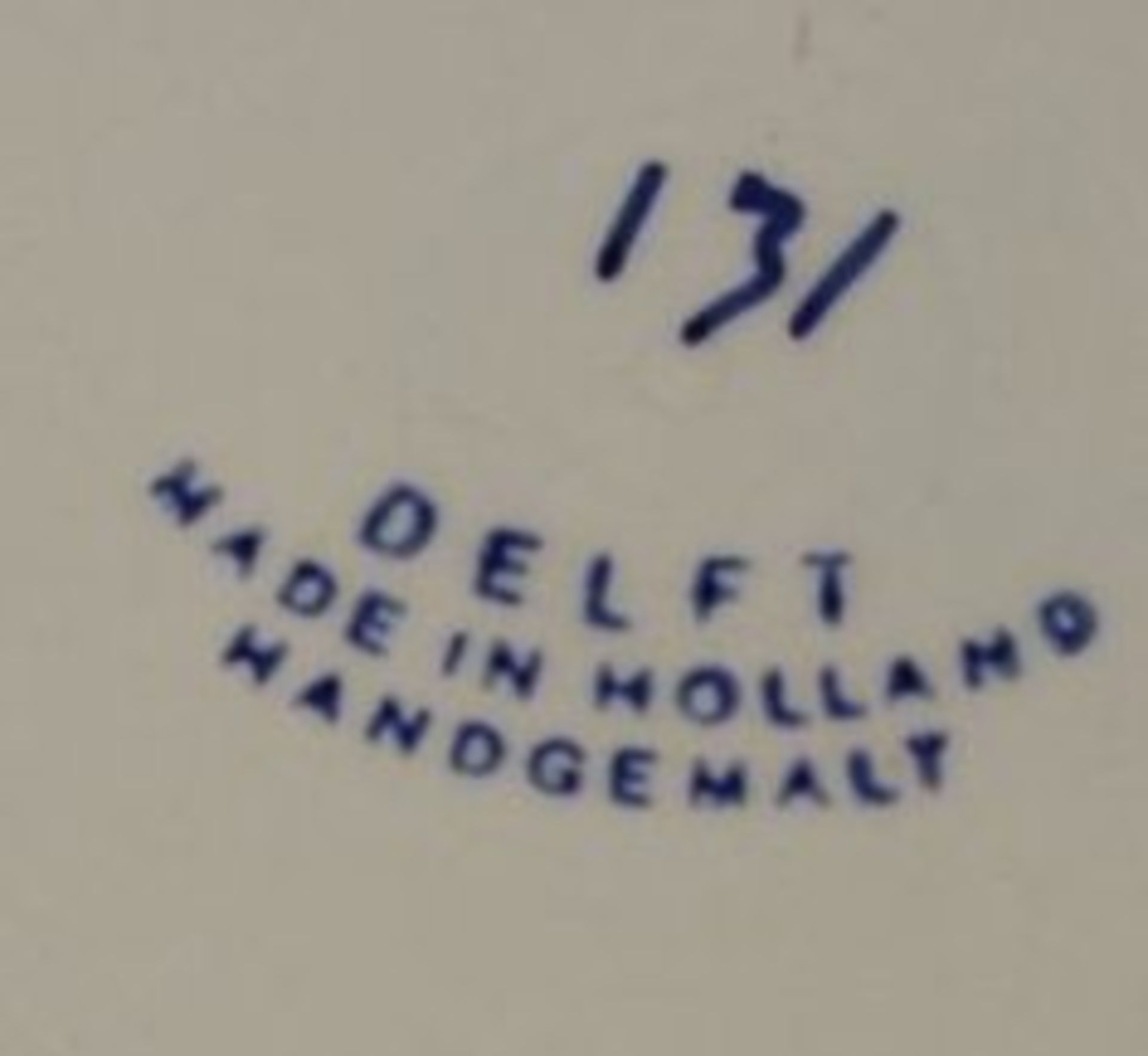 kl. Dose und Ascher, Delft, Dose H-7cm D-13cm, Ascher D-14cm. - Bild 3 aus 3