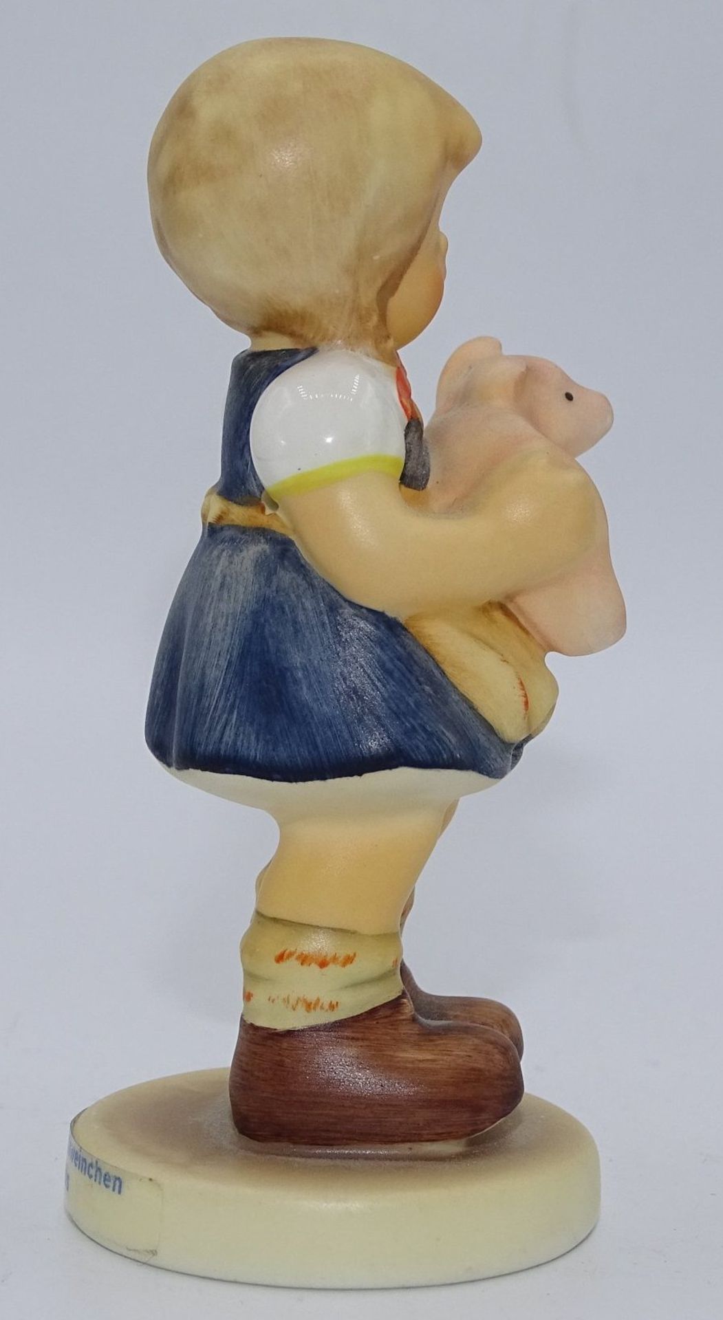 Goebel Hummelfigur Hummelclub 1999/2000 , "Mein Glückschweinchen", H-9 c - Bild 2 aus 7