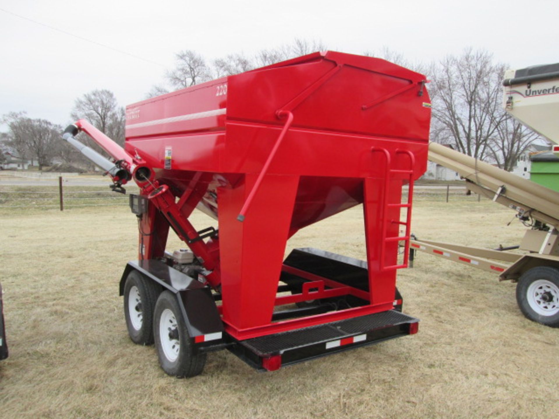 PATRIOT 220 SEED TENDER, HONDA MTR, SCALE - Image 4 of 8