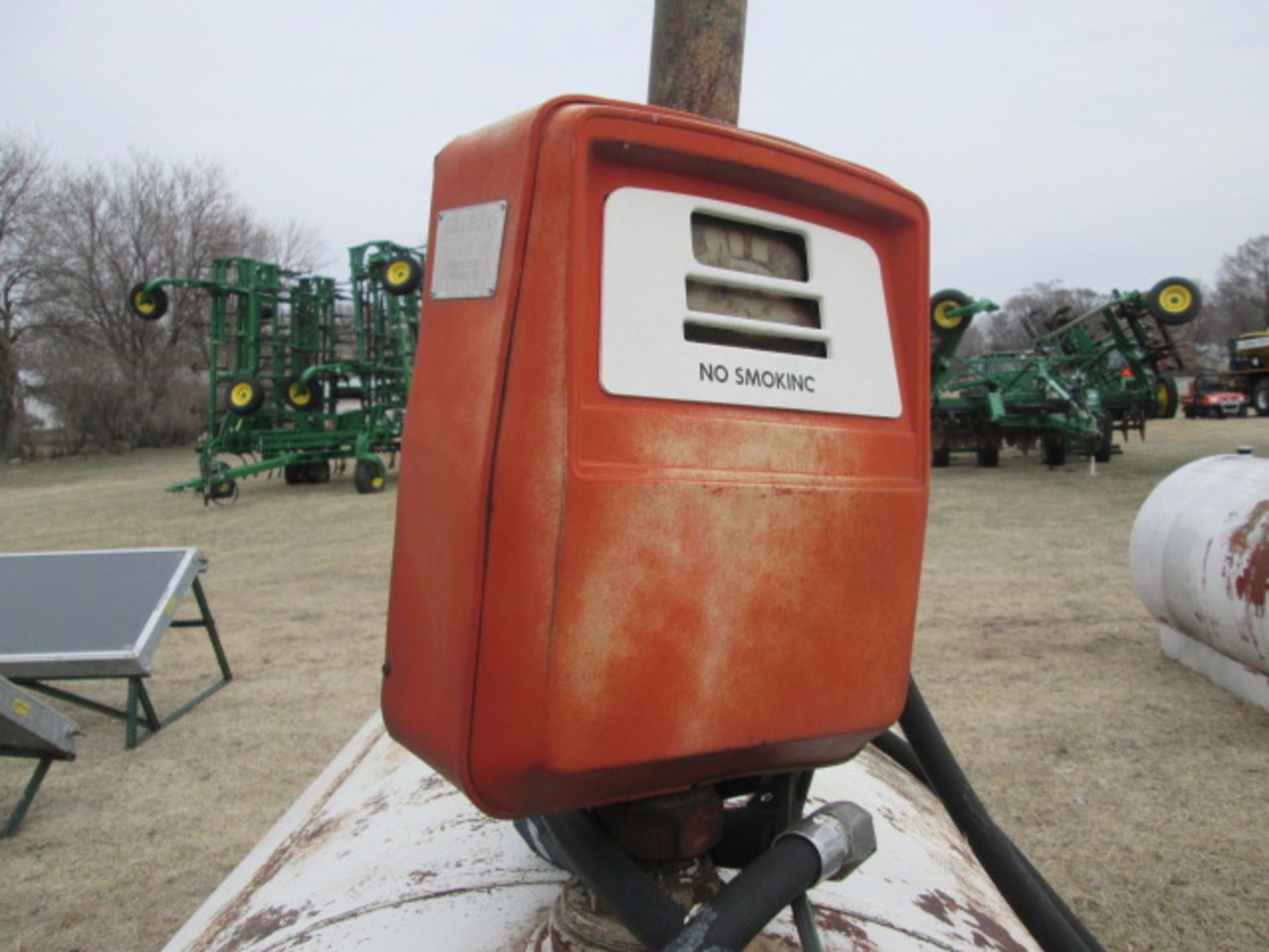 1000 GAL FUEL TANK, PUMP - Image 5 of 5