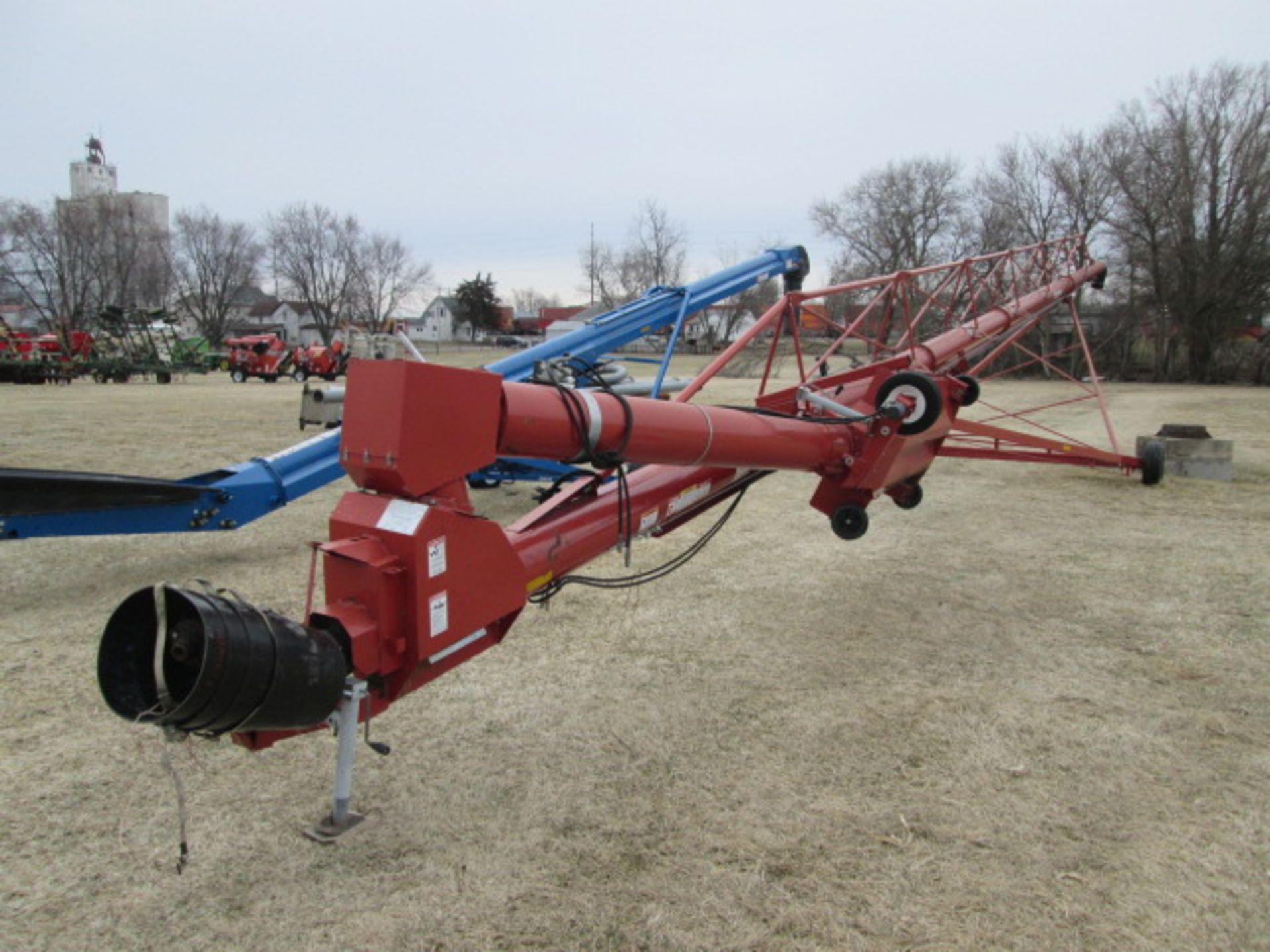 HUTCHINSON 90’X 13” AUGER, SWING HOPPER - Image 2 of 8