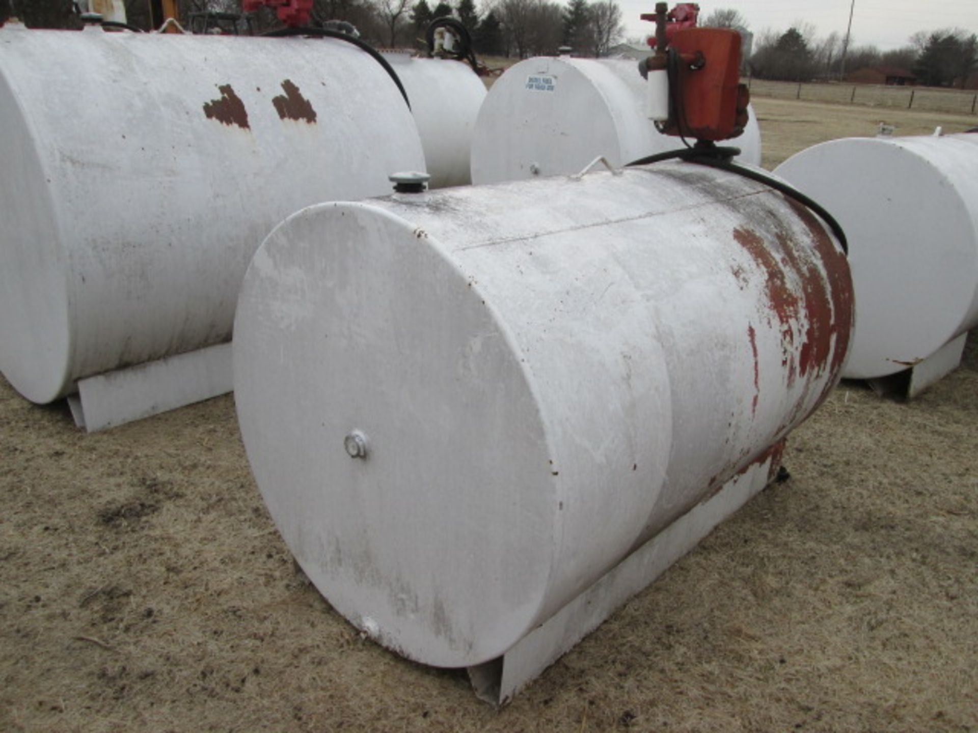 500 GAL FUEL TANK , PUMP - Image 4 of 4