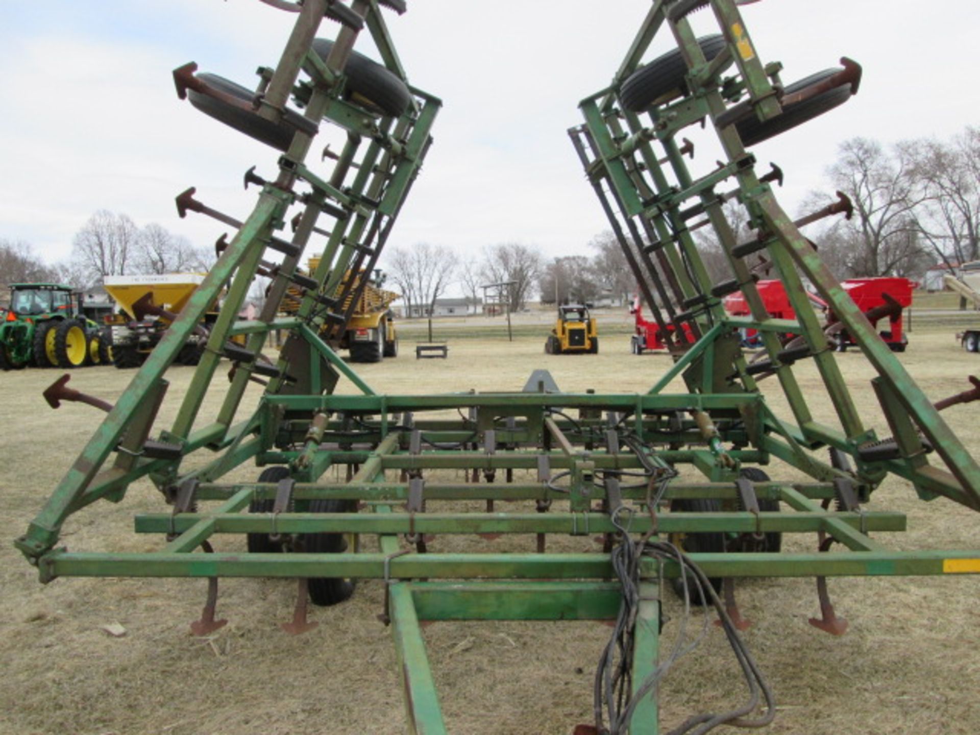 JOHN DEERE 960 FIELD CULT, 30’ , 3 BAR COIL TINE HARROW - Image 6 of 6