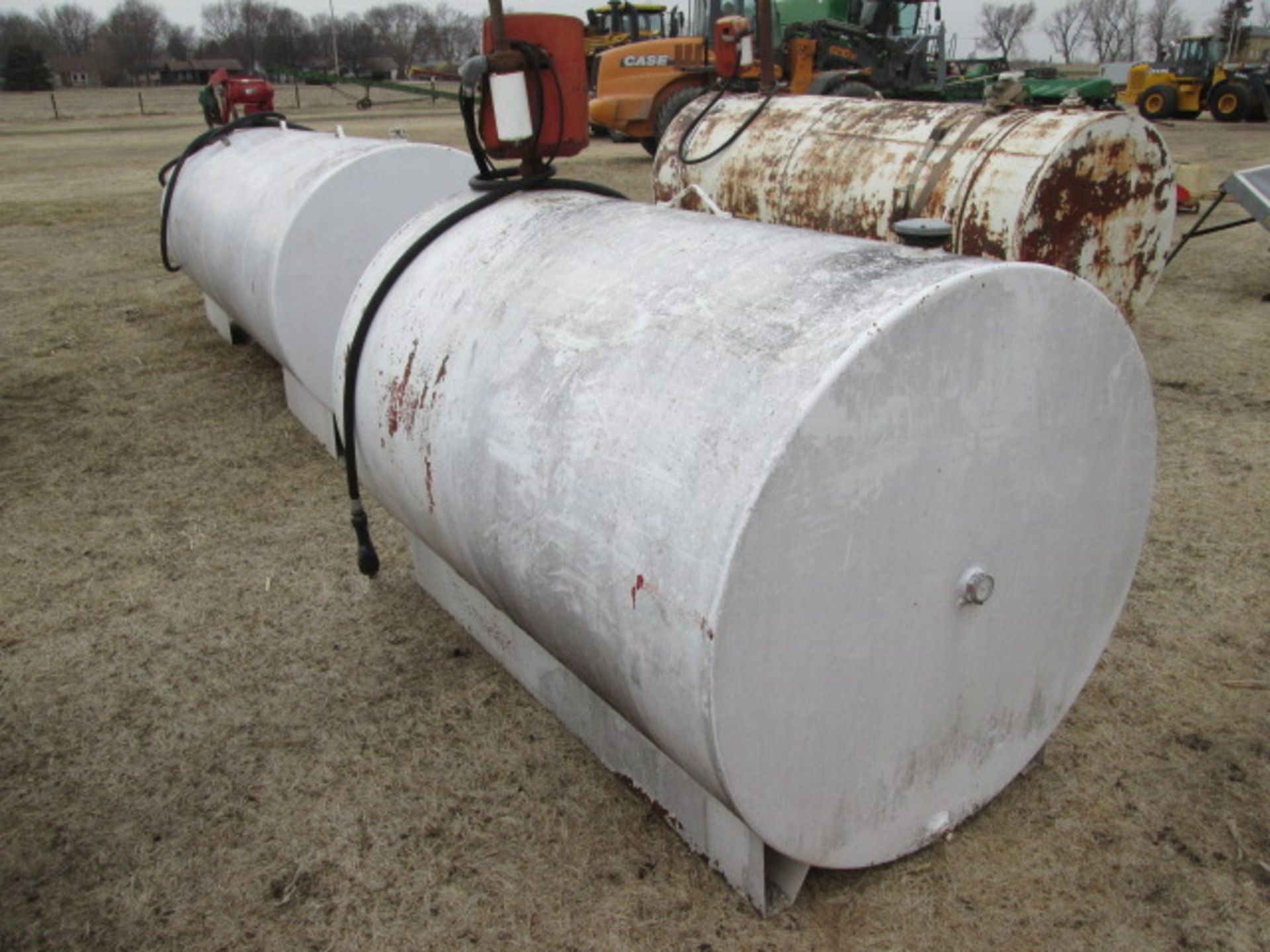 500 GAL FUEL TANK , PUMP - Image 3 of 4