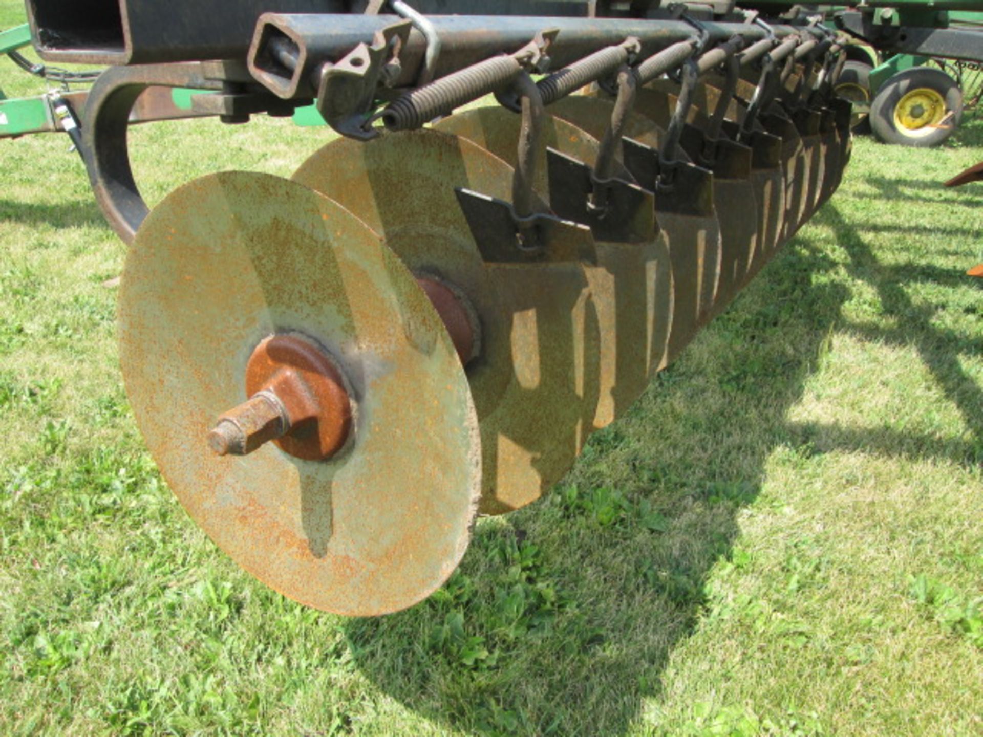 JD 512 7 SHANK DISC RIPPER - Image 7 of 9