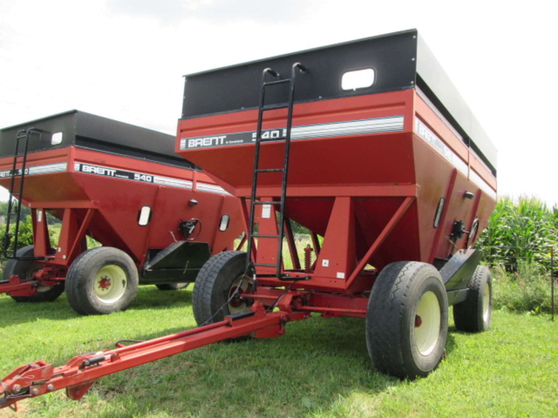 BRENT 540 GRAVITY FLOW WAGON