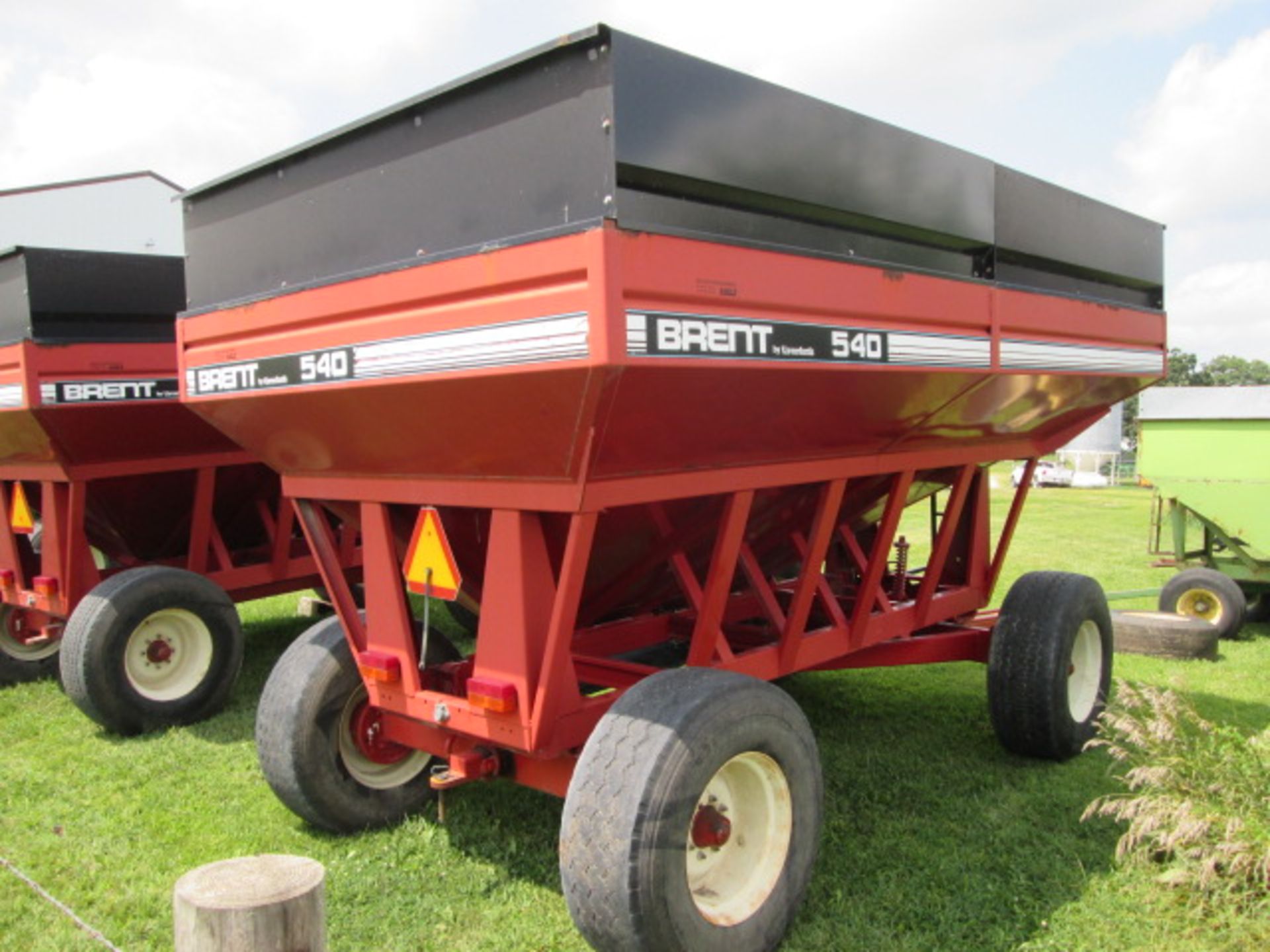 BRENT 540 GRAVITY FLOW WAGON - Image 3 of 11