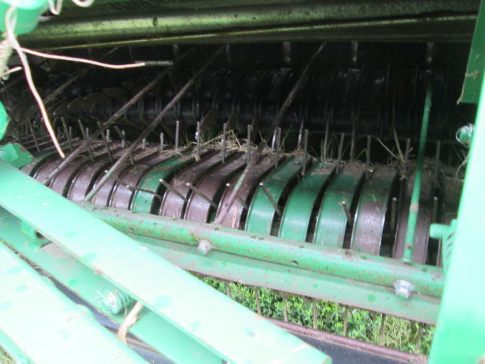 2008 JD 568 ROUND BALER,NET WRAP, MEGA WIDE;BIG TIRES;18,000 BALES - Image 10 of 12