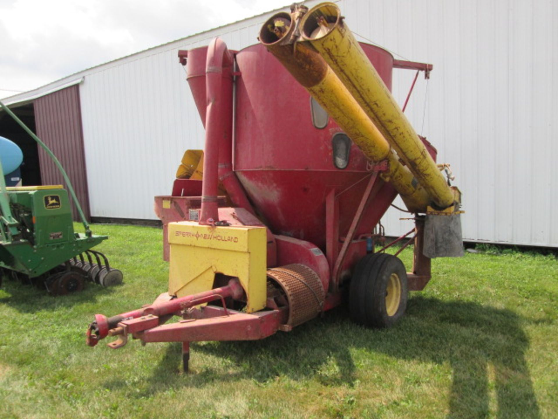 NH 355 GRINDER MIXER, HYDR DRIVE, SCALE - Image 4 of 11