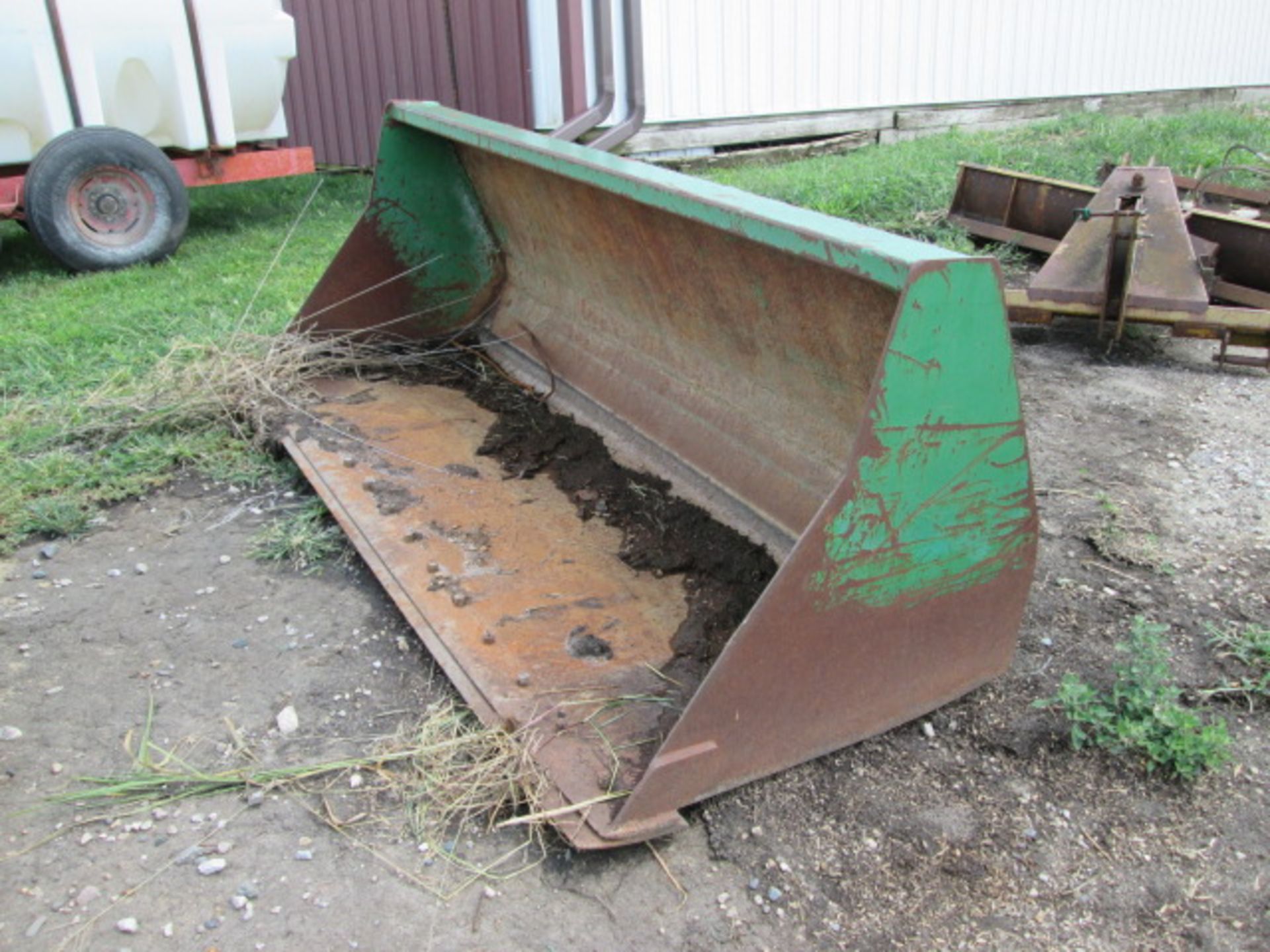 JOHN DEERE BUCKET - Image 3 of 3