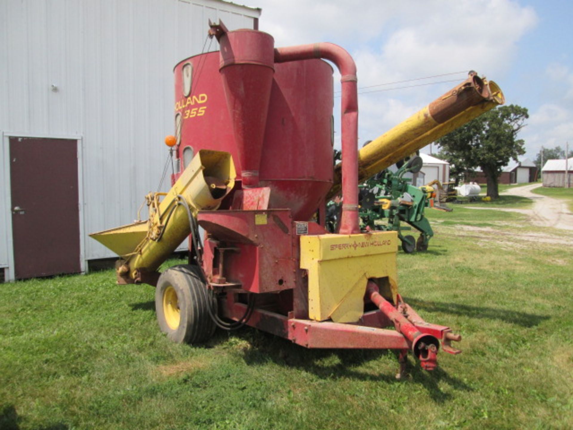 NH 355 GRINDER MIXER, HYDR DRIVE, SCALE