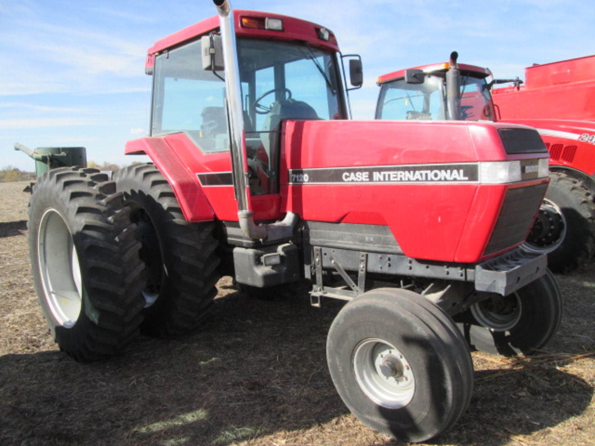 ’90 C-IH 7120 2WD;18.4X42 DUALS,DUAL HYDR,DUAL PTO, 4 SPEED REVERSE, 5100 HRS - Image 2 of 15