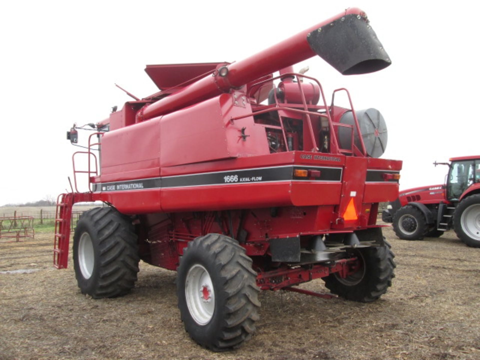 ’93 C-IH 1666, 4 WD, CHOPPER, 30.5X32,AG LEADER PF MONT, 5062 HRS - Image 4 of 13